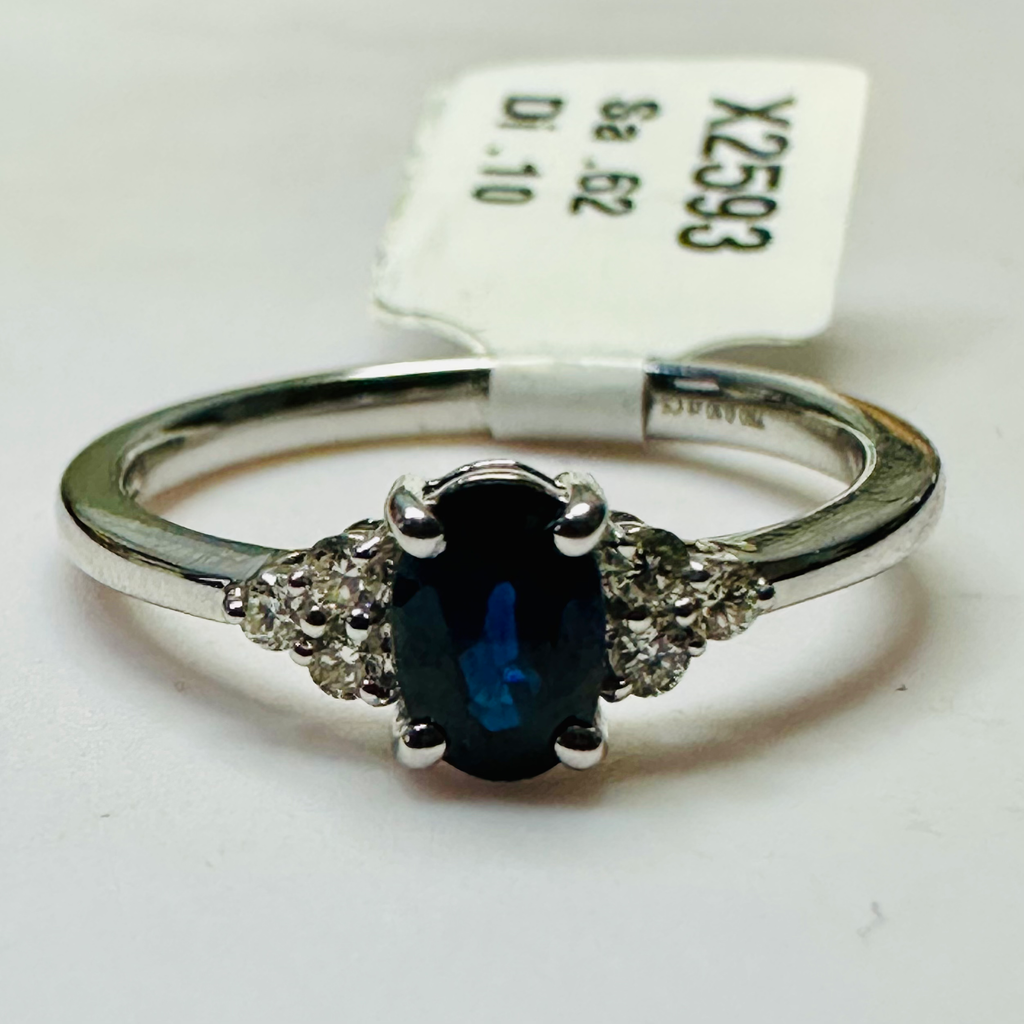 NEW 18Ct Sapphire and Diamond Ring Size M image 3