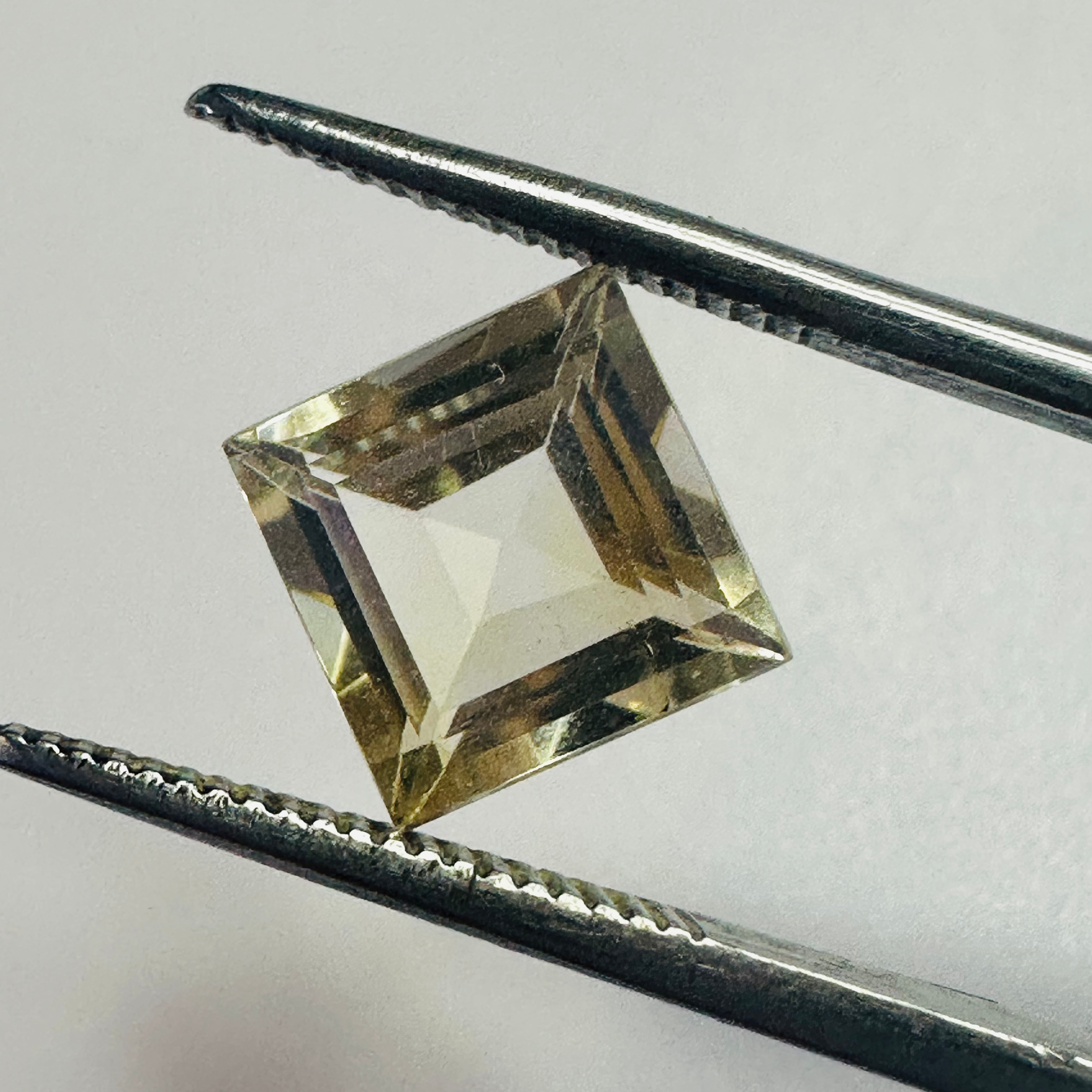 CITRINE SQUARE 7.5MMX7.5MM. 2.27CTS image 3