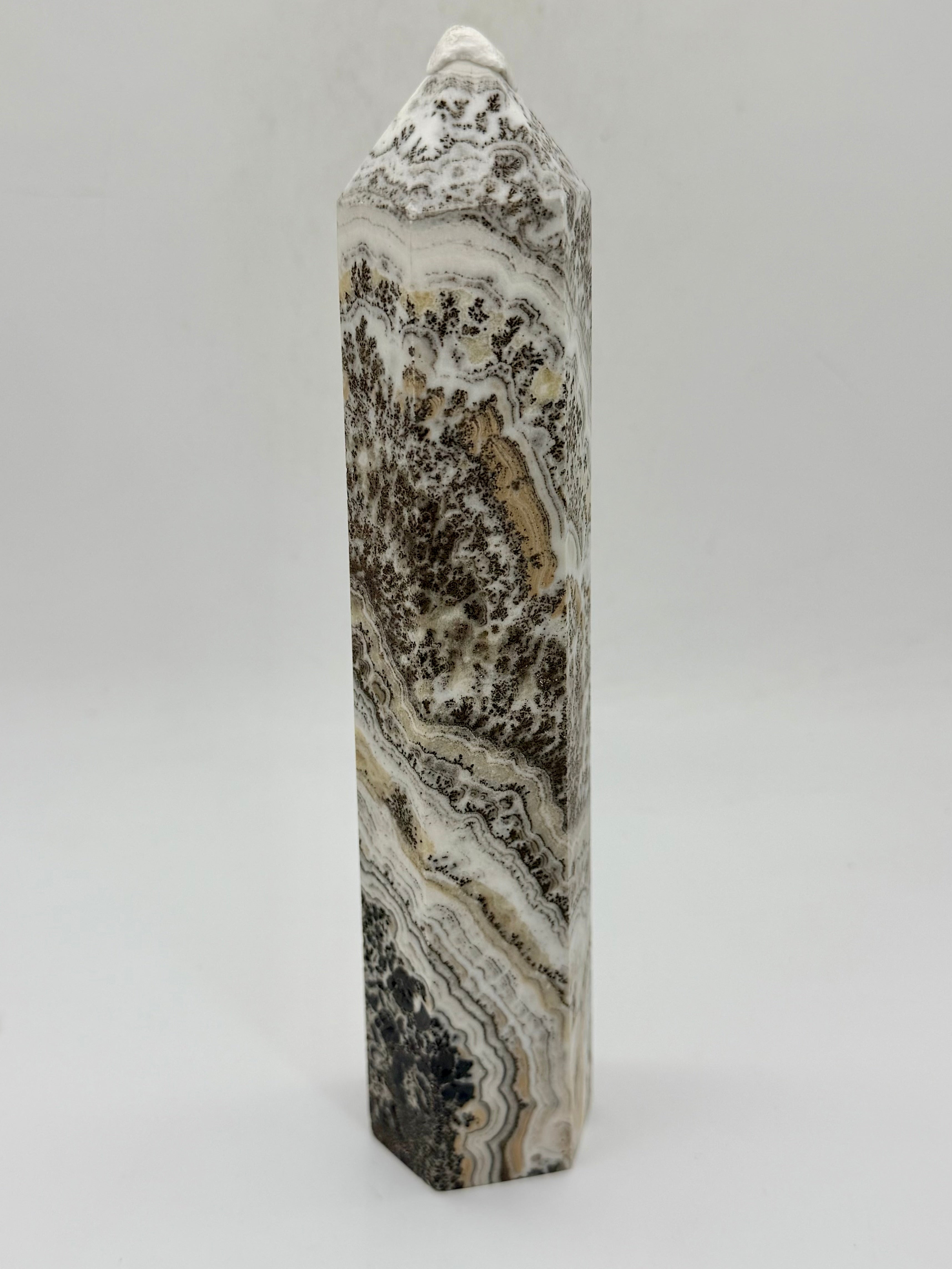Dendritic Calcite Obelisk/Tower 21 cm high image 1