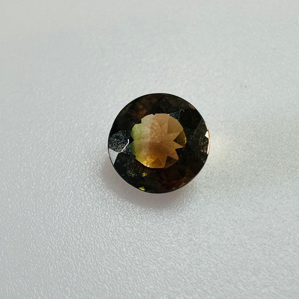 TOURMALINE BI COLOUR ROUND  6MM   0.92CTS image 0