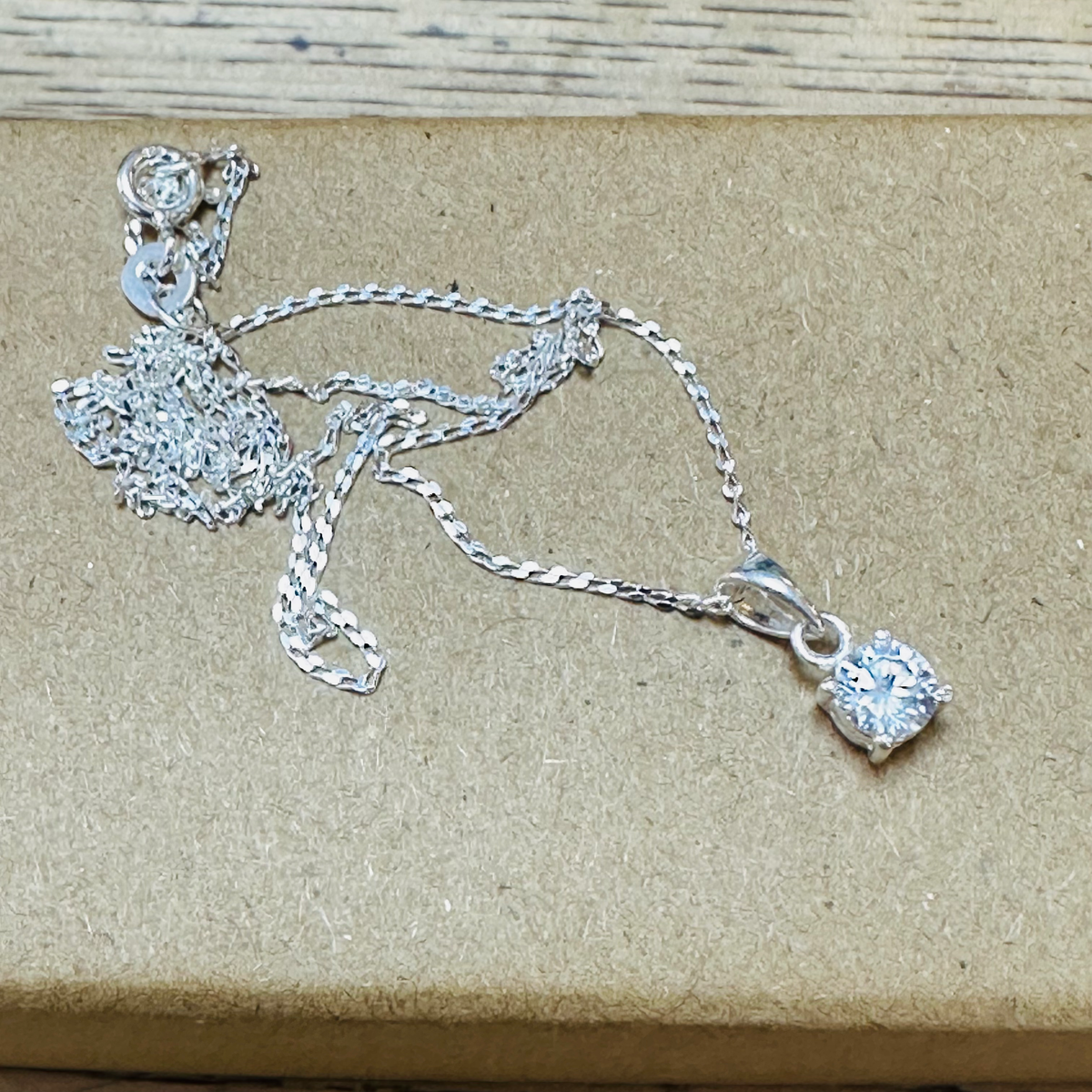 Sterling silver cz pendant 18inch chain image 2