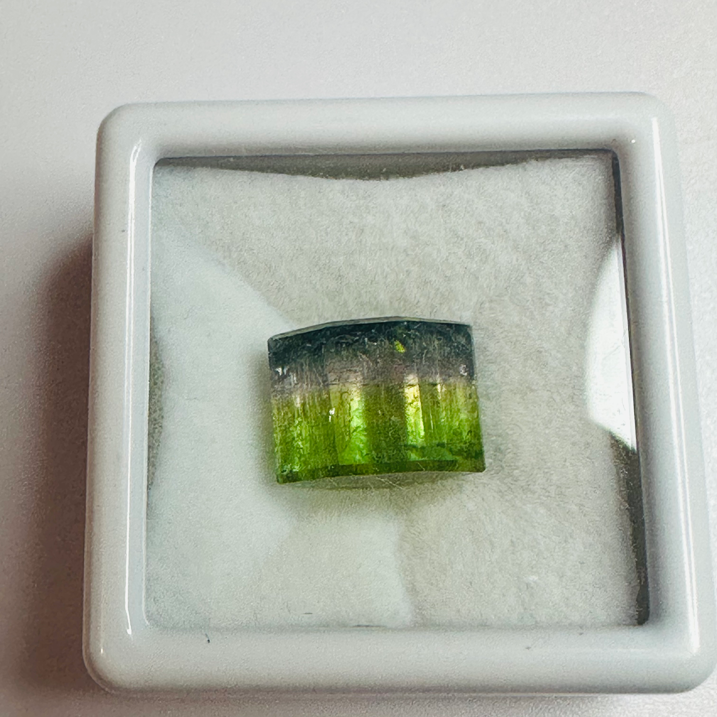 TOURMALINE MULTI-COLOUR FANCY CUT 10MMX8MM  6.67CTS image 2