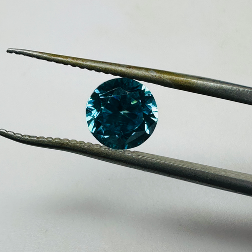 ZIRCON BLUE ROUND. 7.1MM  2.06CTS image 0