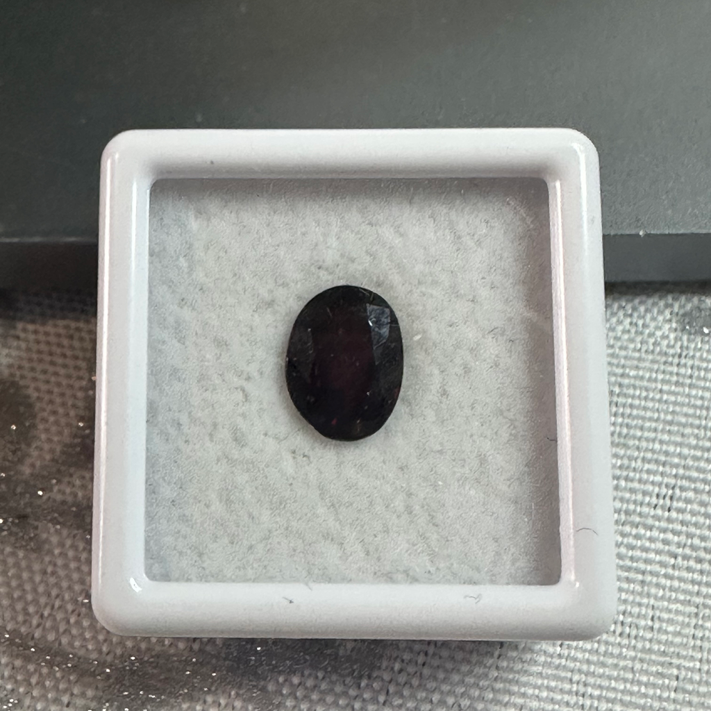 GARNET OVAL 9MM6.8MM   1.80CTS image 4