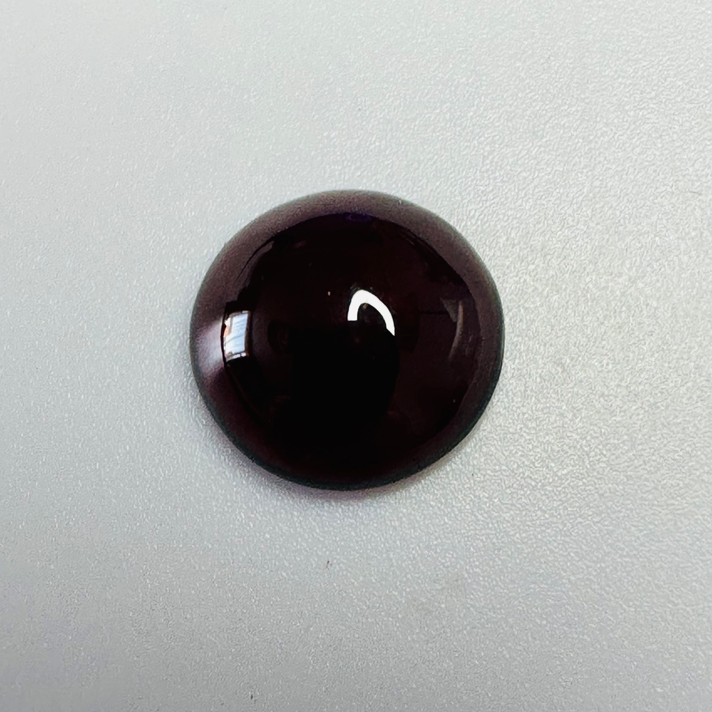GARNET  12.7MM ROUND CARBUNCLE   5.20CTS image 3