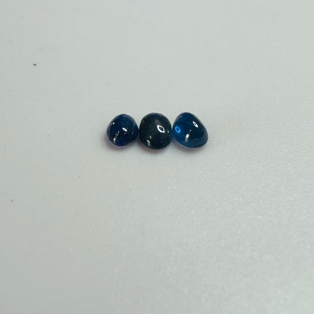 BLUE SAPPHIRE CAB  5x3. 4x3  0.73CTS image 2