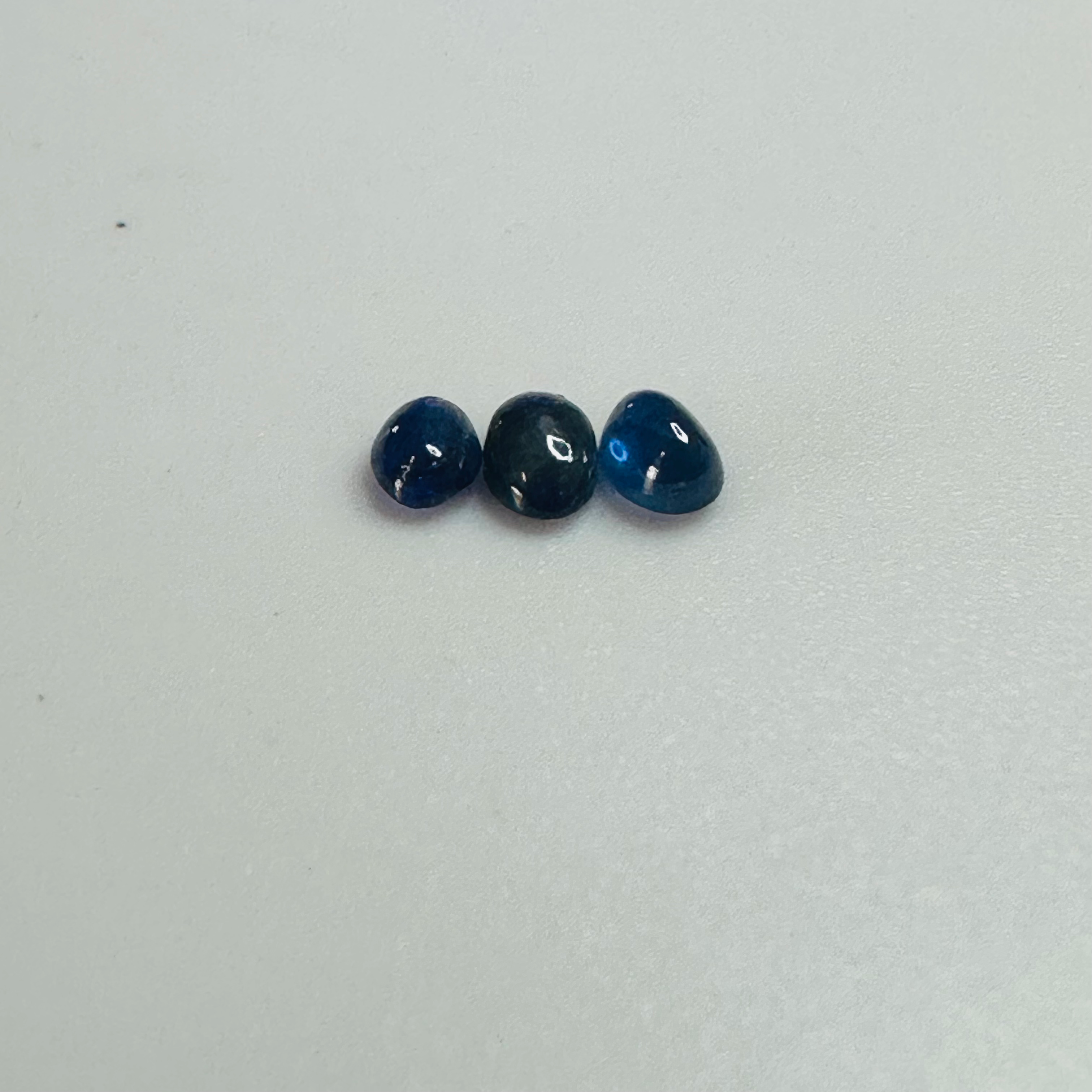 BLUE SAPPHIRE CAB  5x3. 4x3  0.73CTS image 2