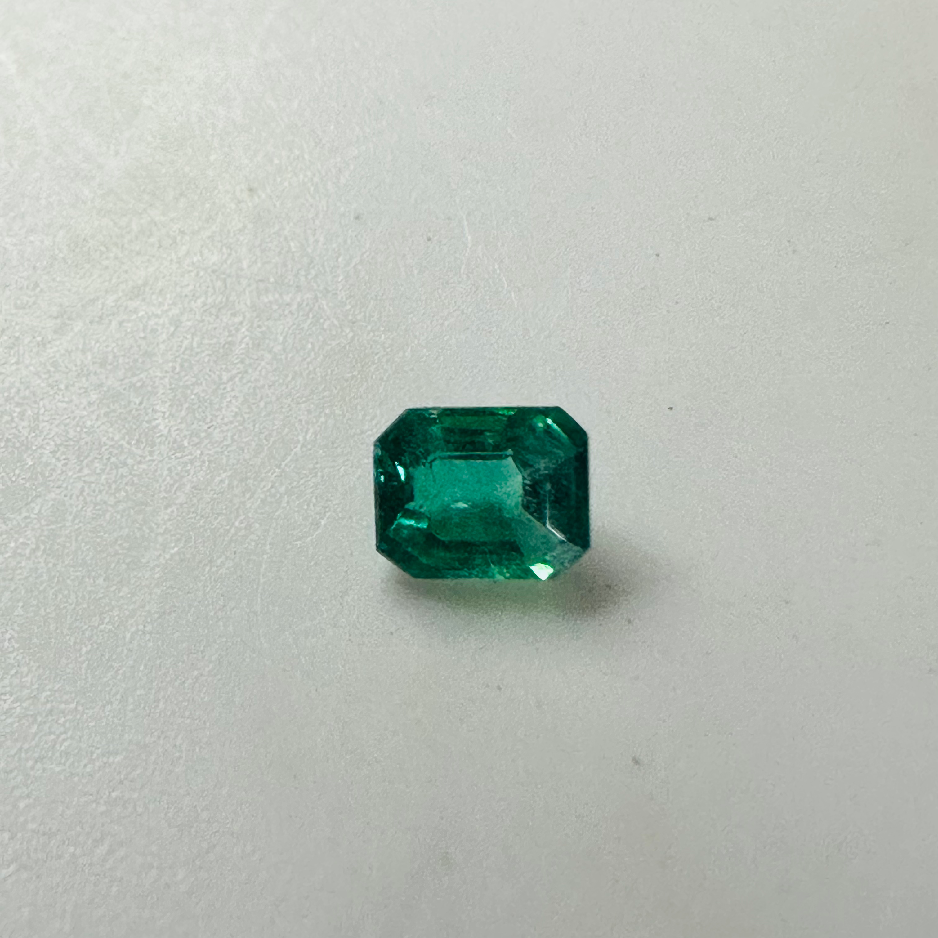 EMERALD OCTAGON 5.1MM X  4.2MM  0.44CTS image 1