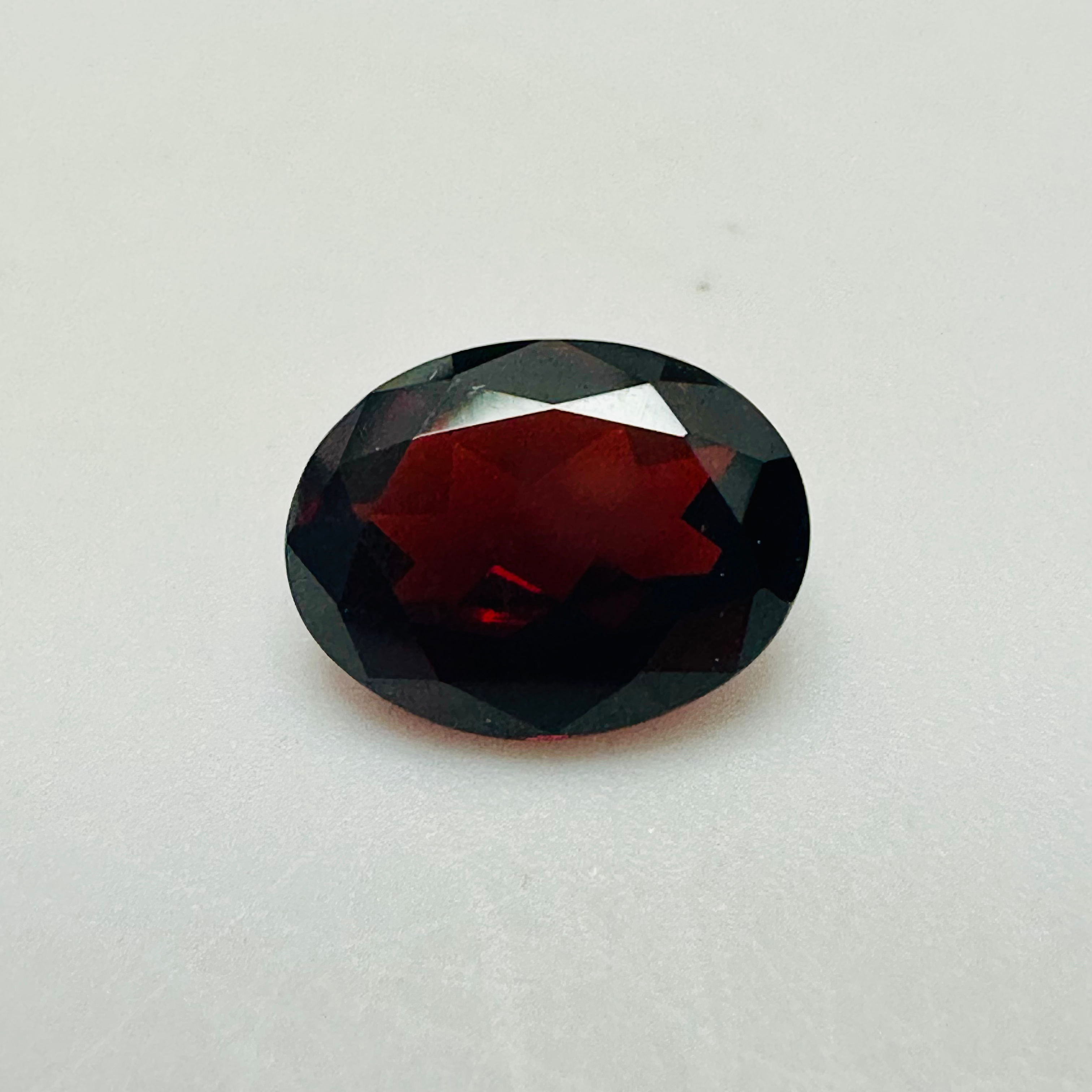 GARNET OVAL 9MMX7MM 2.16CTS image 0