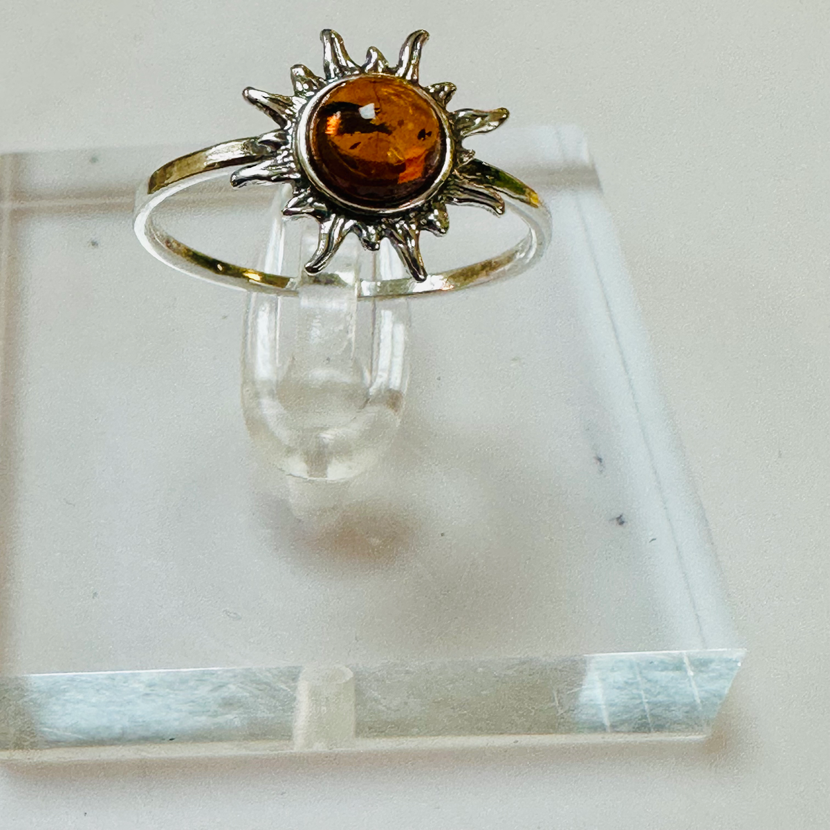 Sterling silver sunburst Amber ring size S image 5
