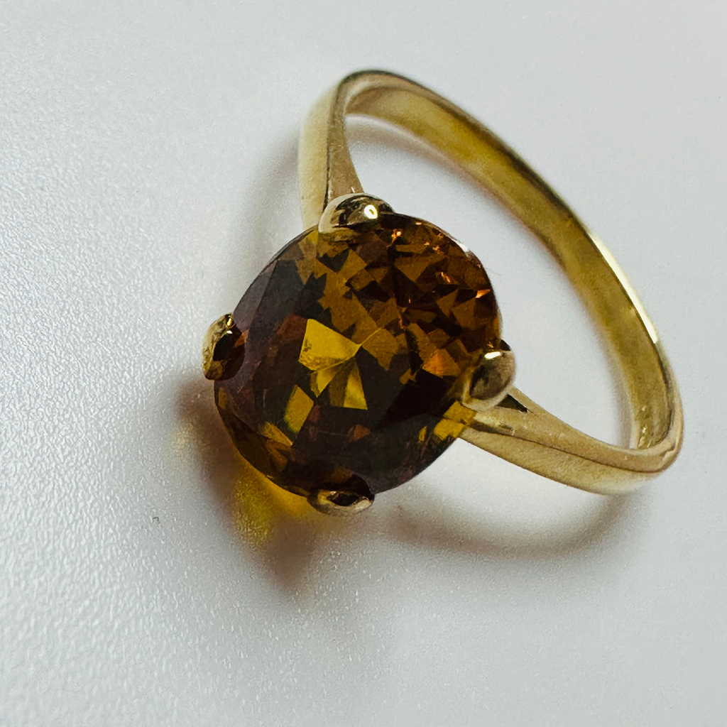Hand cut Synthetic Sapphire Golden Yellow 9ct yellow gold ring size M image 1