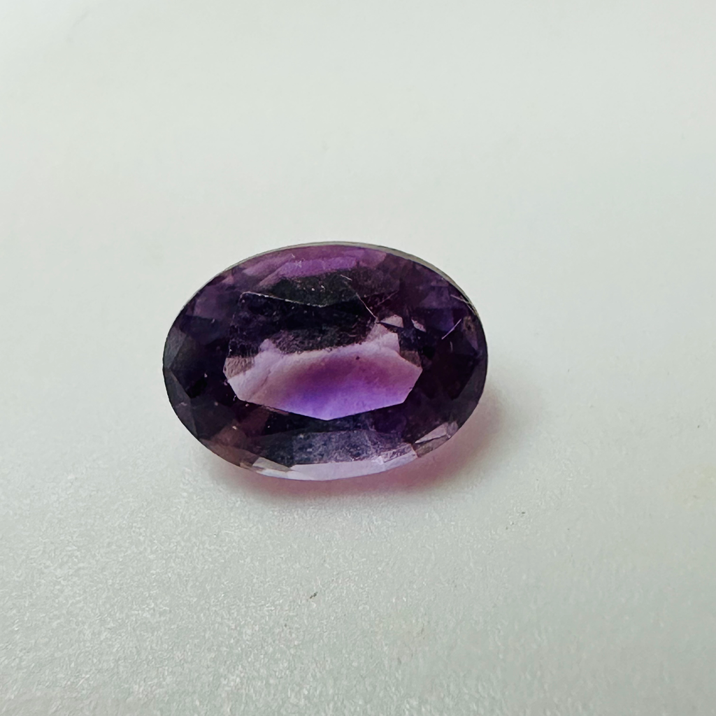 AMETHYST OVAL 8.1MMX6MM  1.34CTS image 1