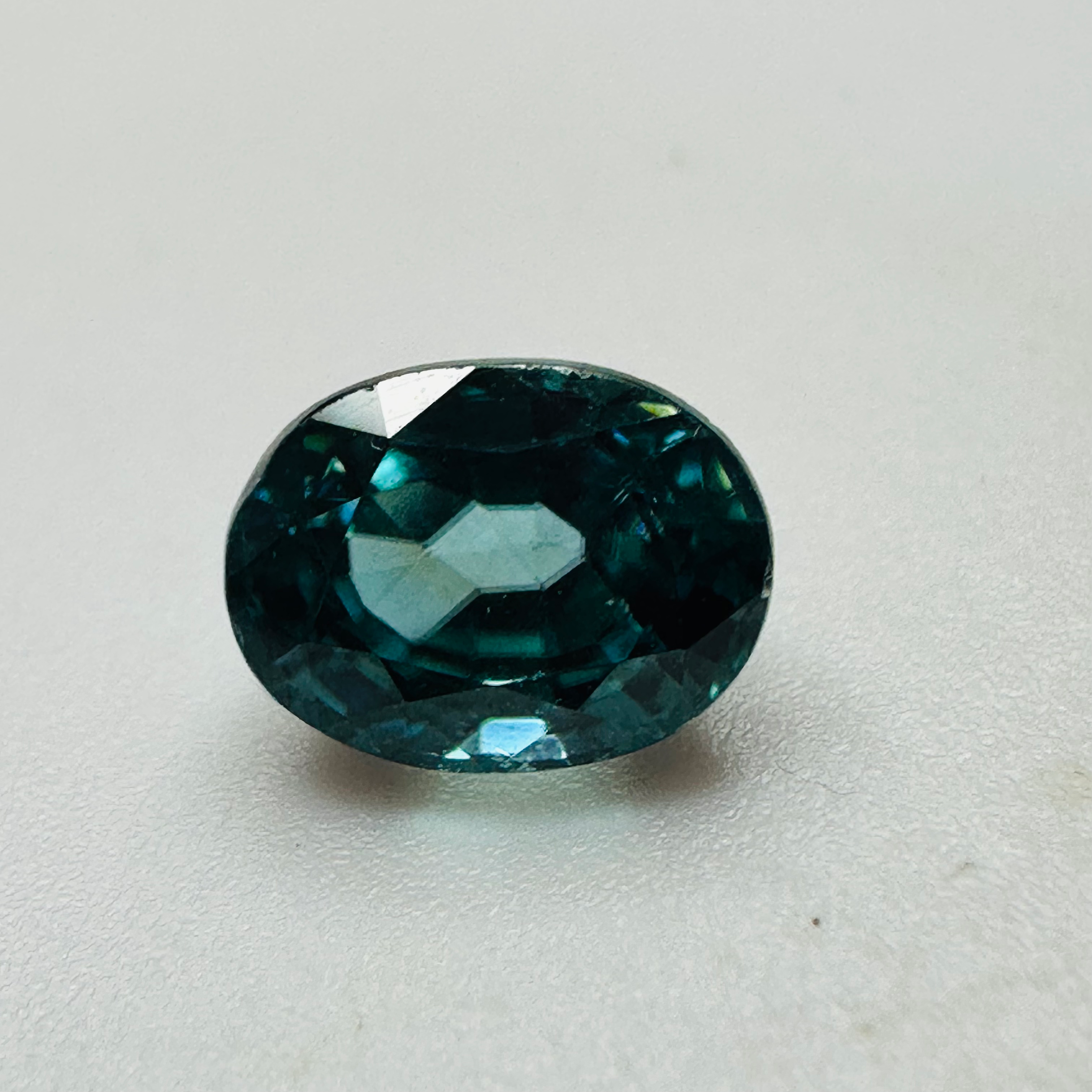 ZIRCON BLUE OVAL. 8MMX6MM  2.49CTS image 5