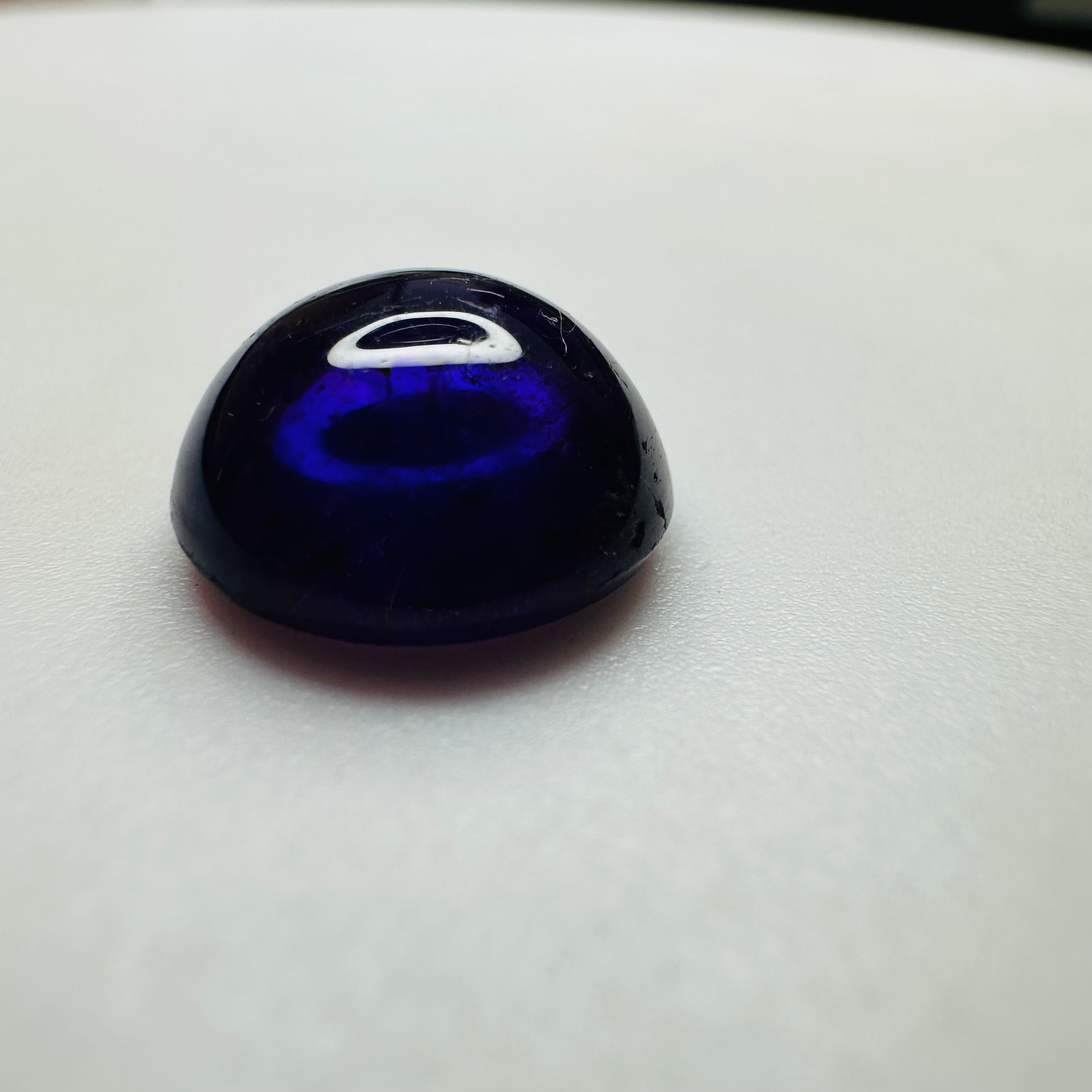 AMETHYST CAB ROUND  11MM  5.20CTS GOOD COLOUR image 6