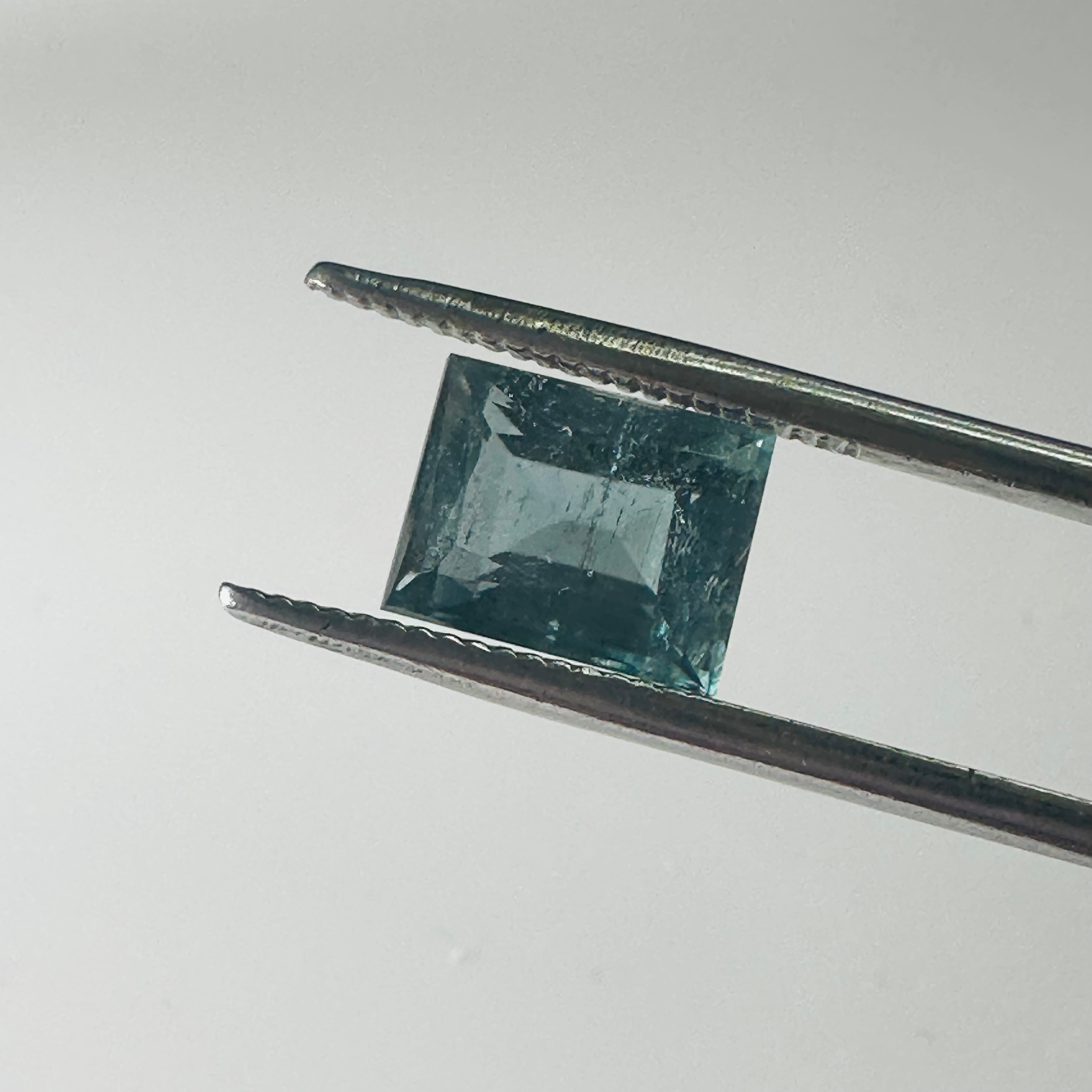 TOURMALINE BLUE TRAP CUT 8MM.X 6MM   2.02CTS image 6