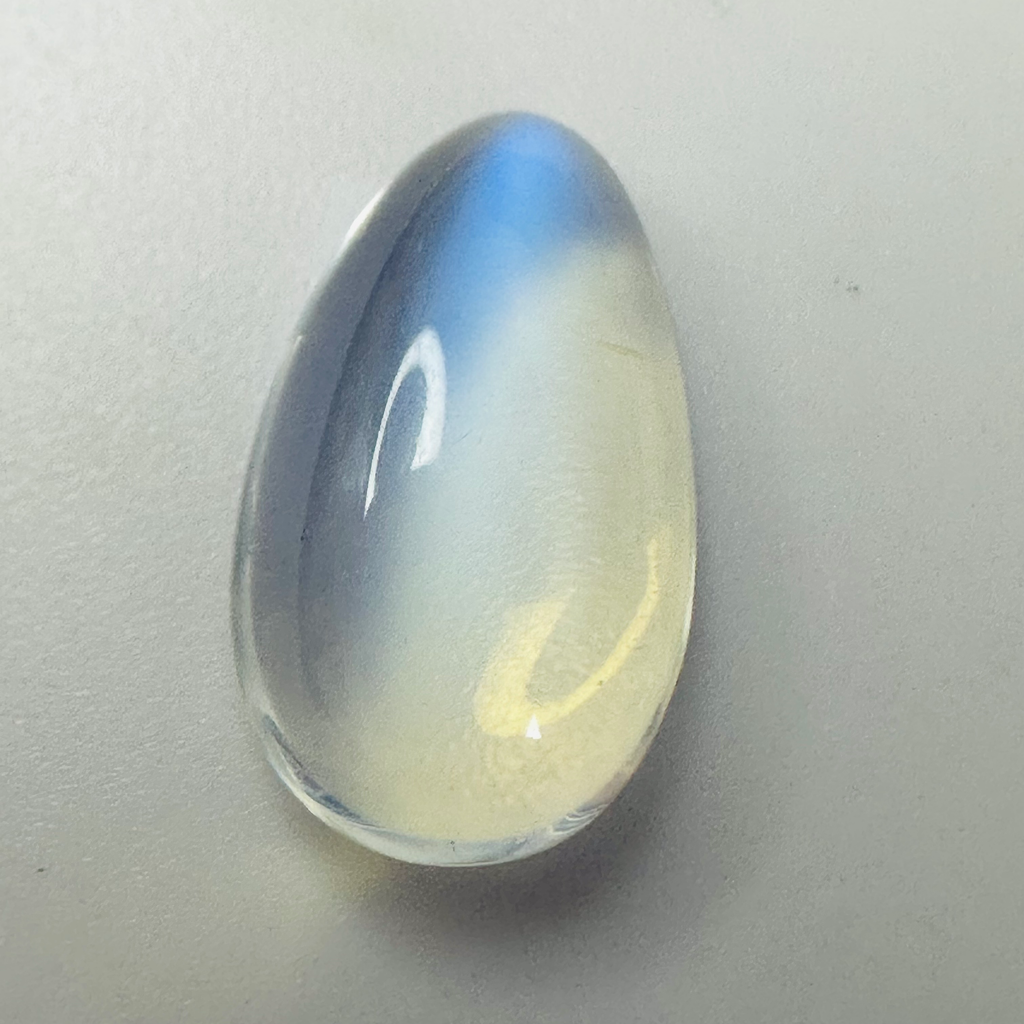 MOONSTONE DROP 17MMX10MM   7.64CTS BLUE MOON image 0