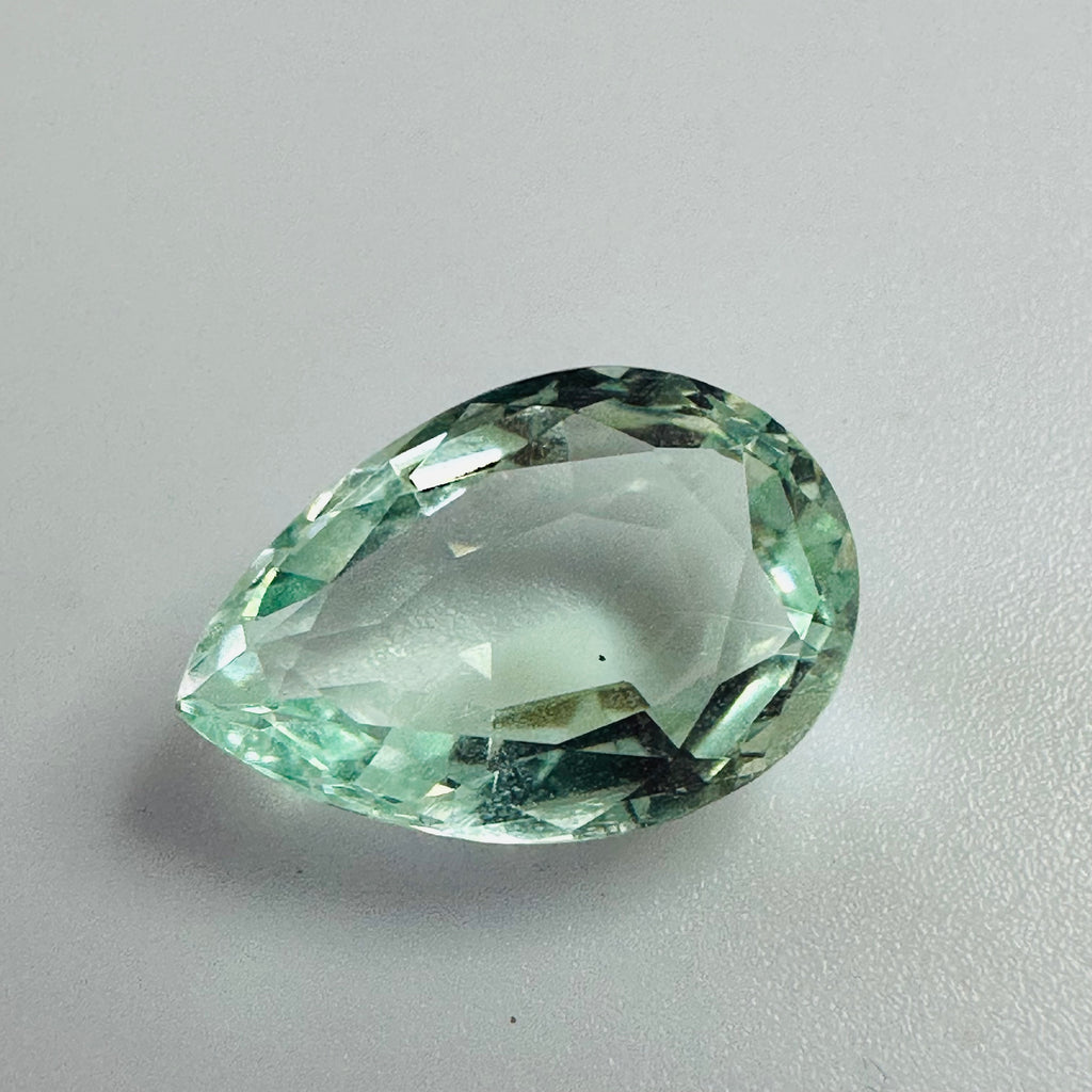 BERYL GREEN DROP 13.5MMX9MM  4.20CTS image 2