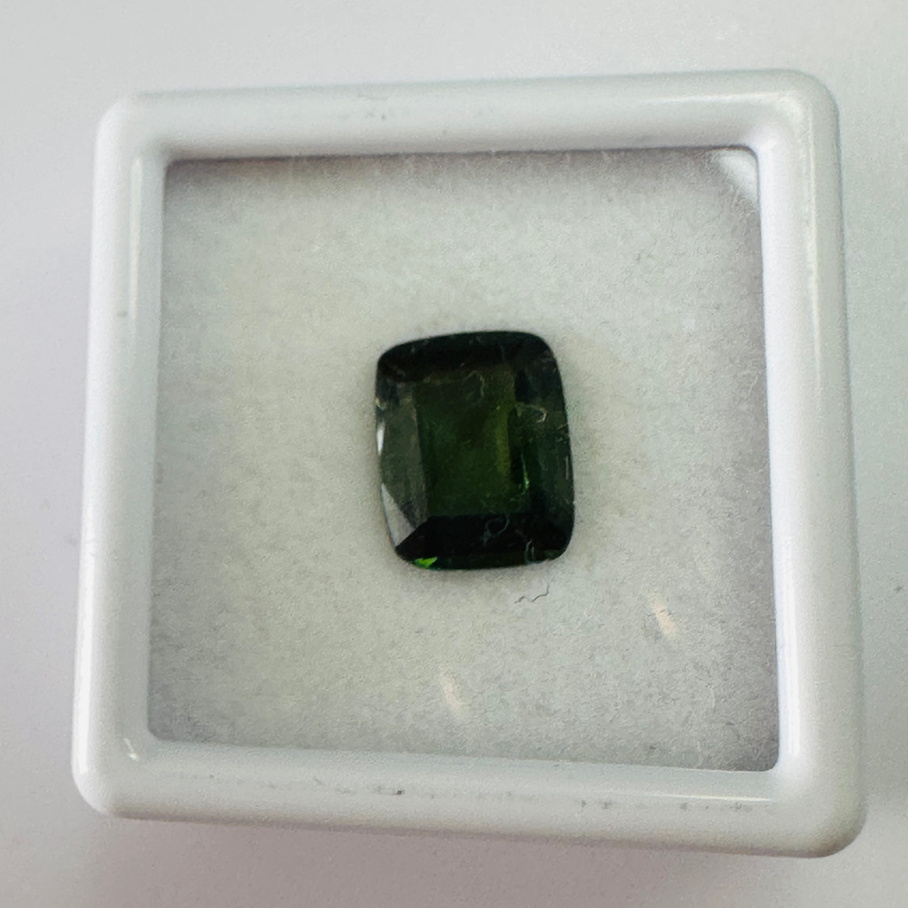 TOURMALINE GREEN  9.4MMX7.4MM   2.72CTS image 2