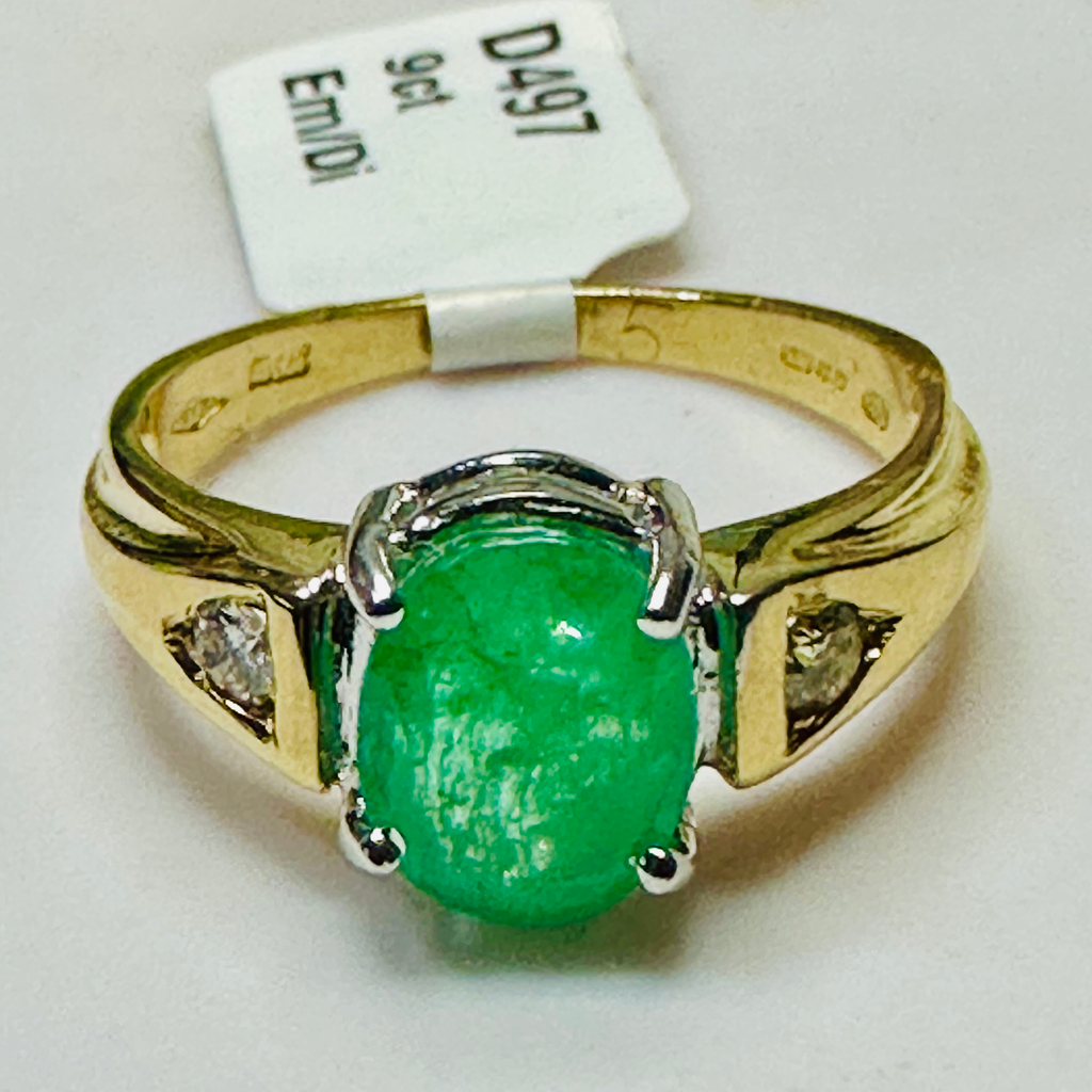 NEW 9Ct Emerald and Diamond Ring Size R image 2