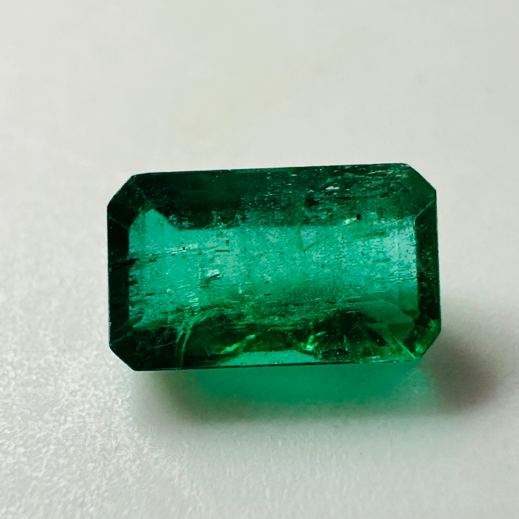 EMERALD OCTAGON  7.7MM X 4.6MM   1.15CTS image 0
