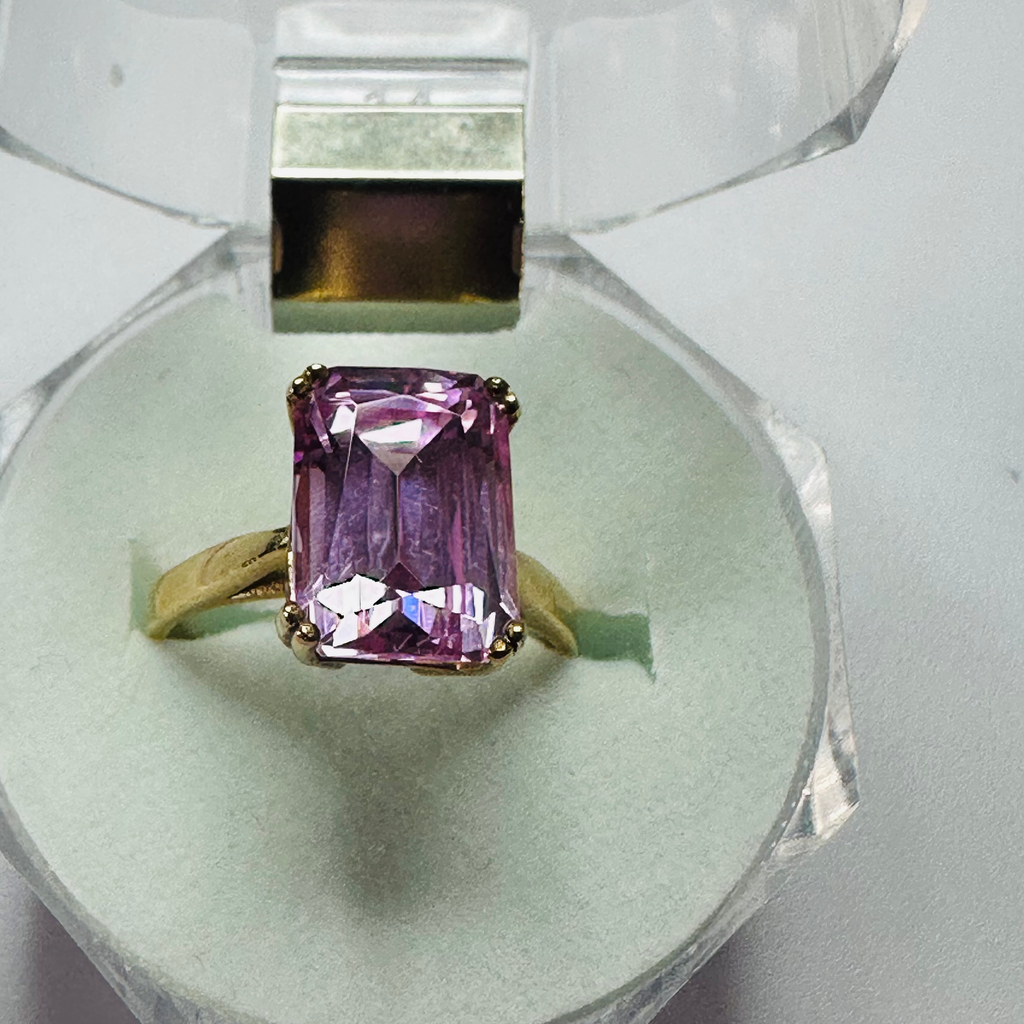 Hand cut Synthetic Sapphire Pink 9ct yellow gold ring size N image 6