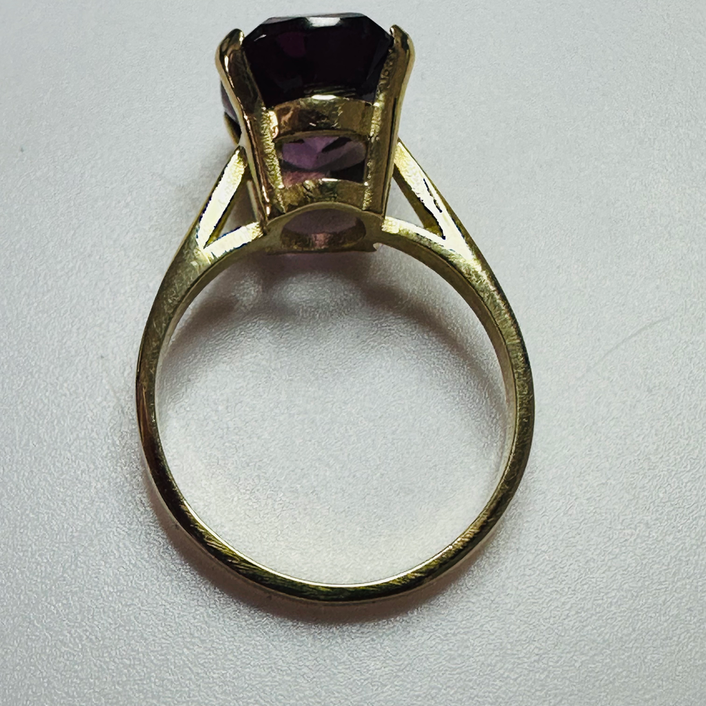Hand cut Synthetic Sapphire Purple 9ct yellow gold ring size M1/2 image 8