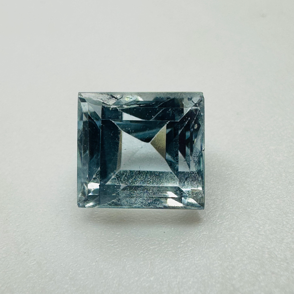 AQUAMARINE  6.5MMX6MM 1.57CTS image 3