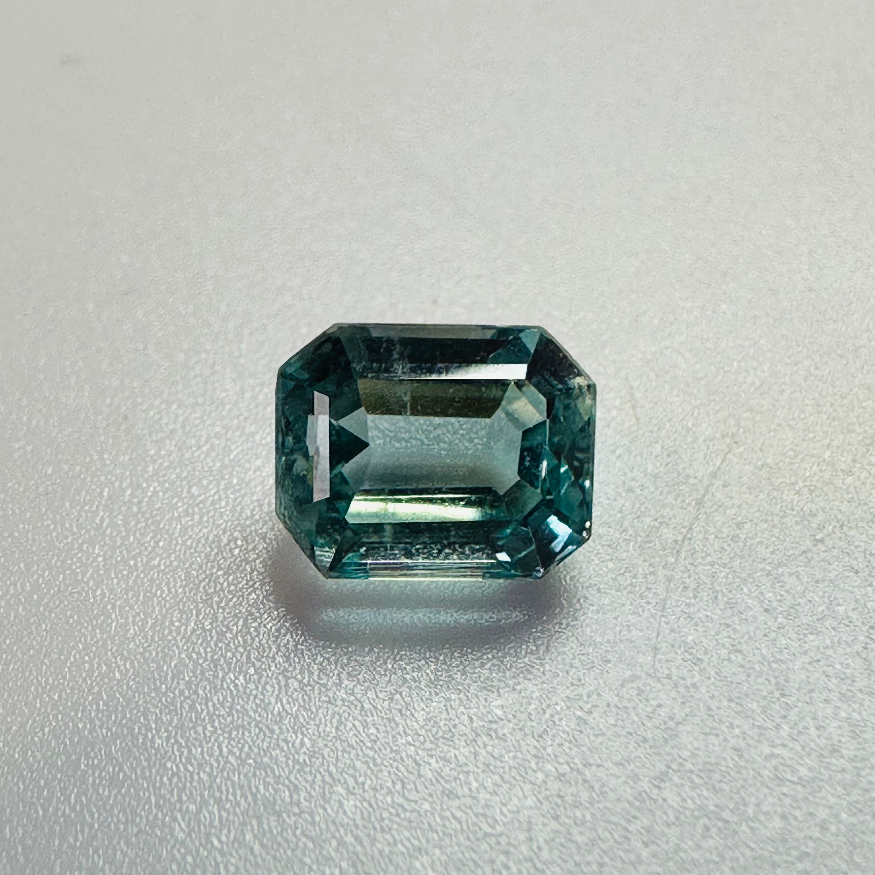 AQUAMARINE ANTIQUE CUT  8MMX6MM 1.92CTS image 1