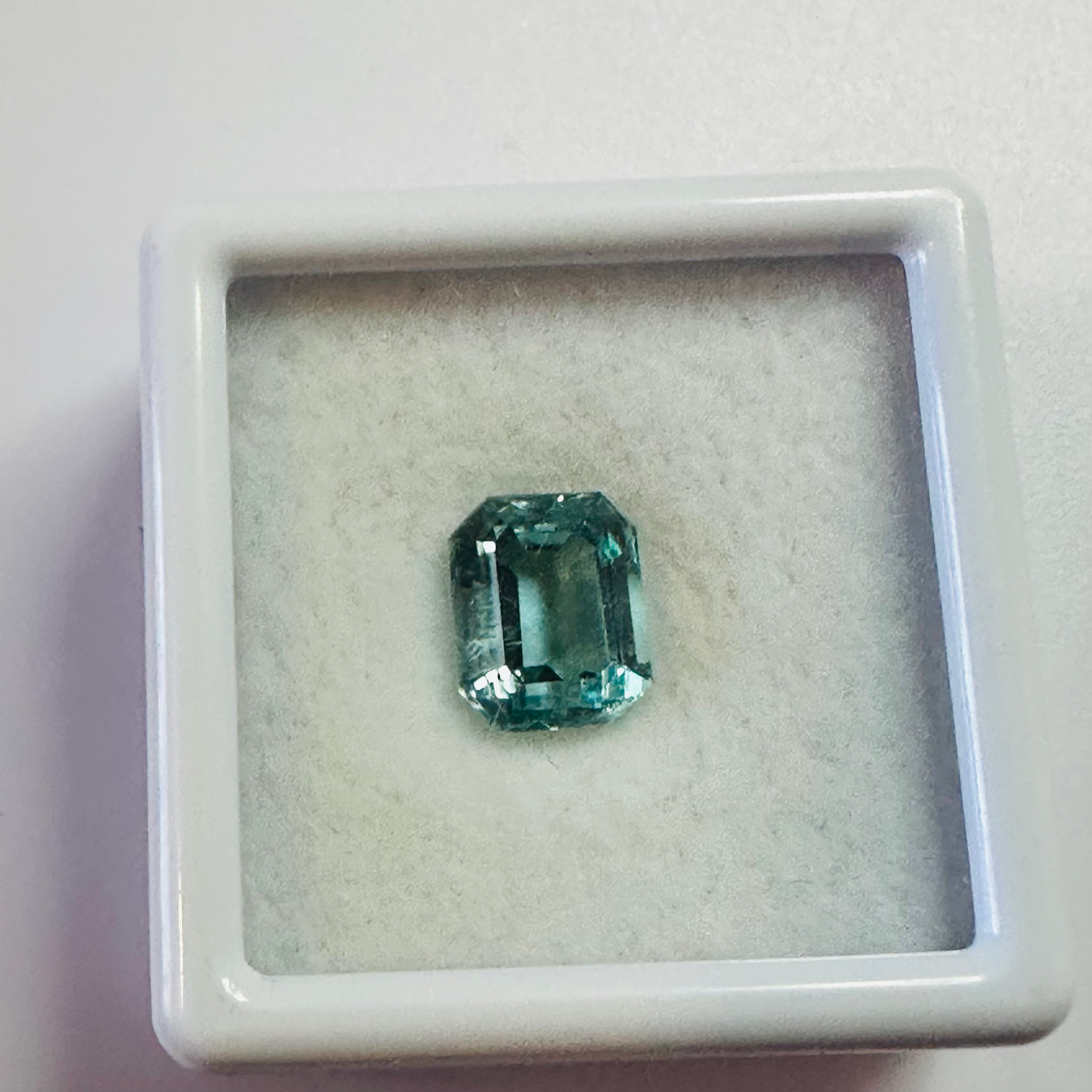 AQUAMARINE ANTIQUE CUT  8MMX6MM 1.92CTS image 3