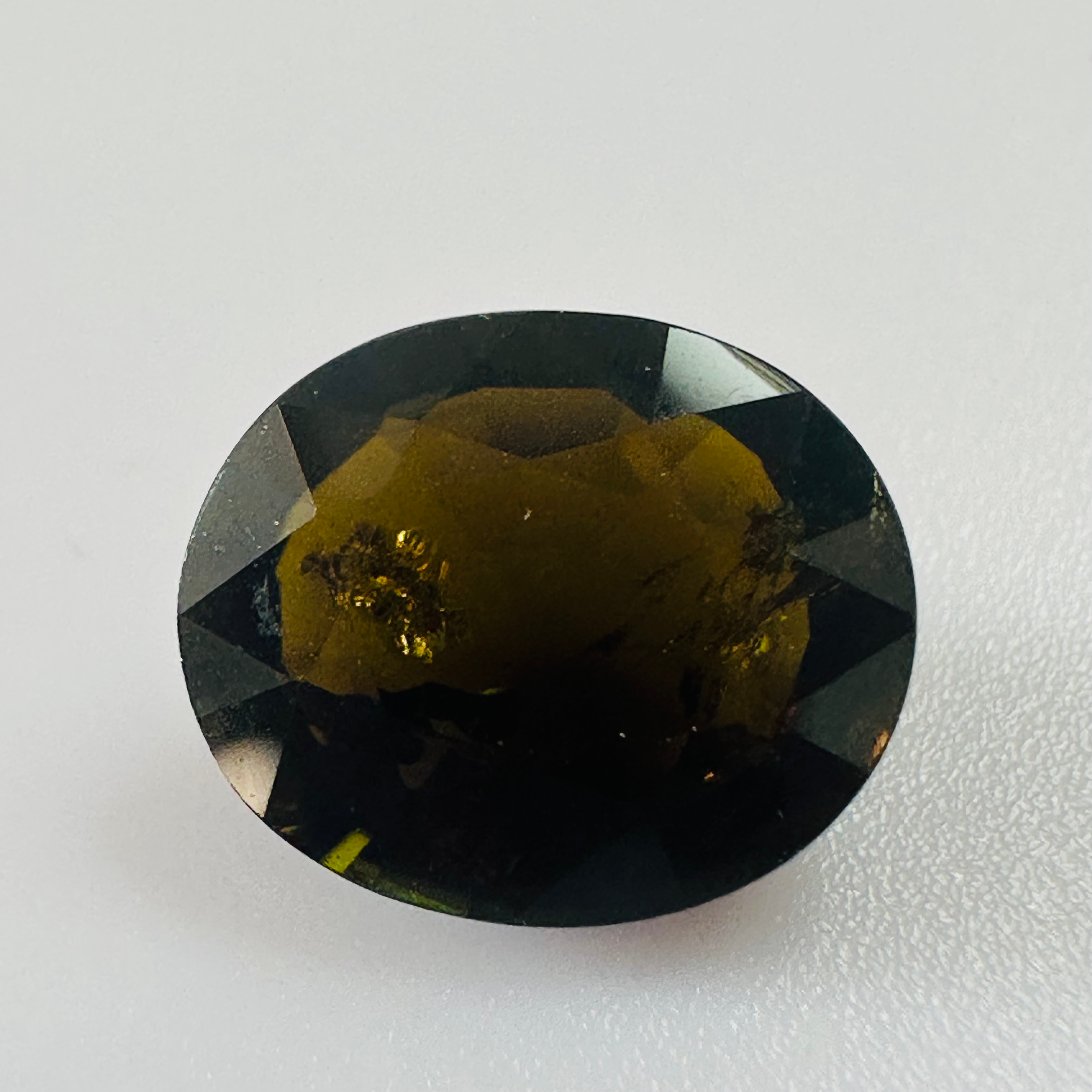 TOURMALINE COLOUR CHANGE OVAL 9MM.X 7.5MM   2.09CTS image 0