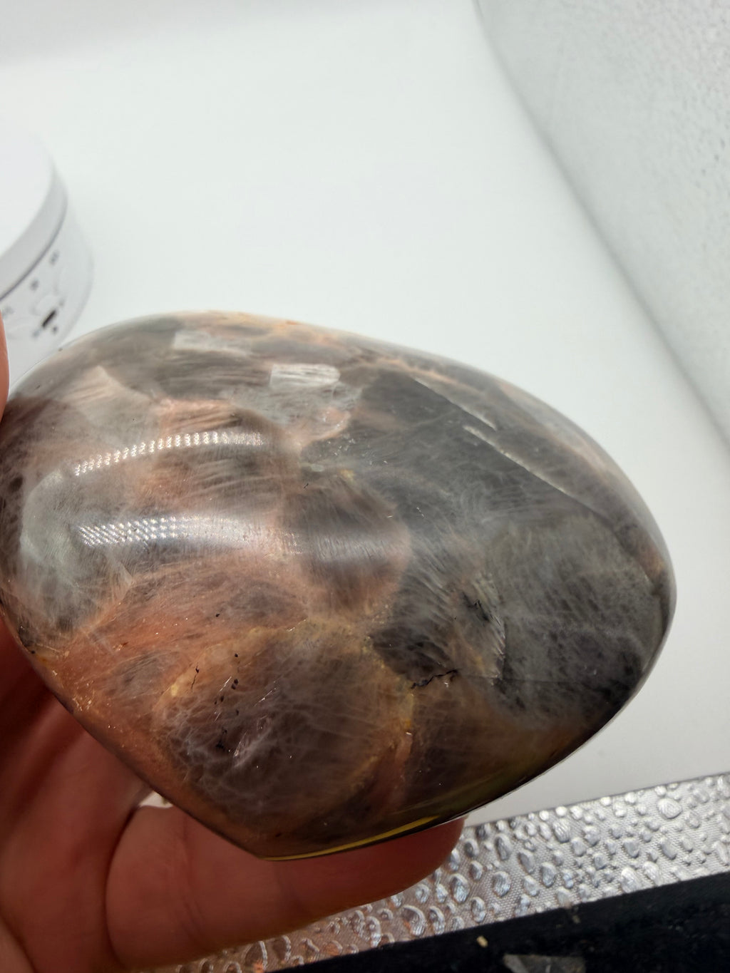 Black moonstone carved puffy heart 9cm across 29g image 3