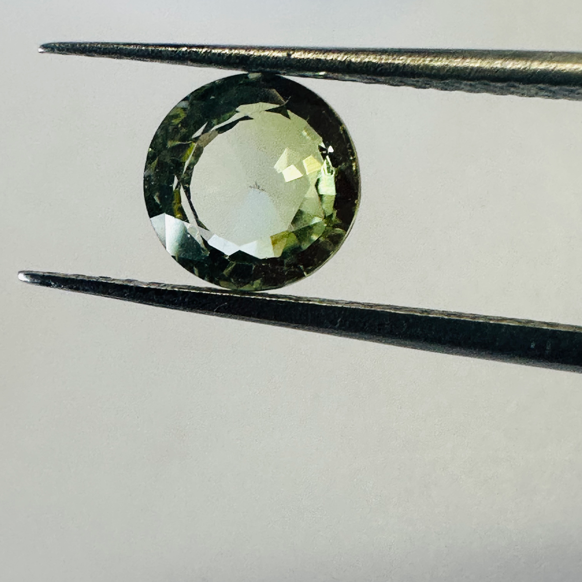 TOURMALINE  GREEN 6.7MM ROUND 1.16CTS image 2