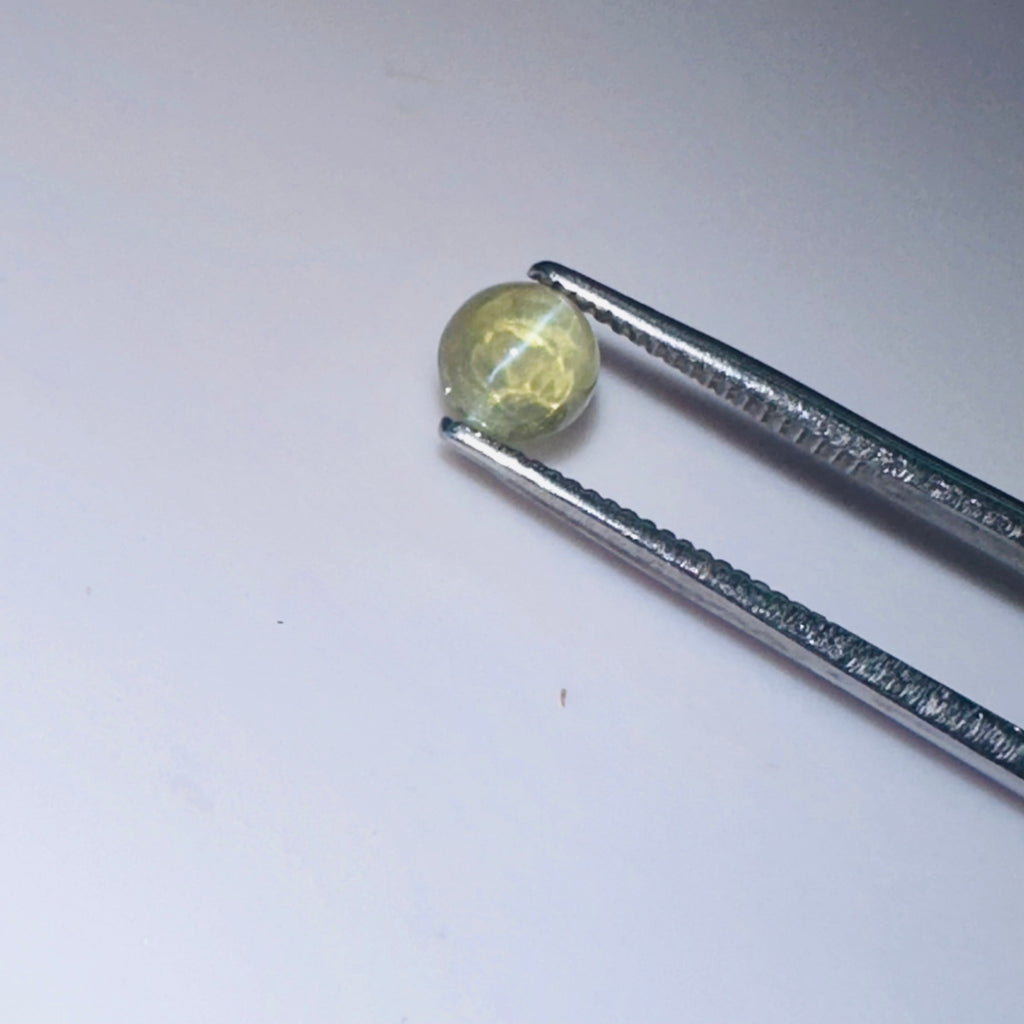 CHRYSOBERYL CATS EYE 5MM ROUND  0.80CTS image 1