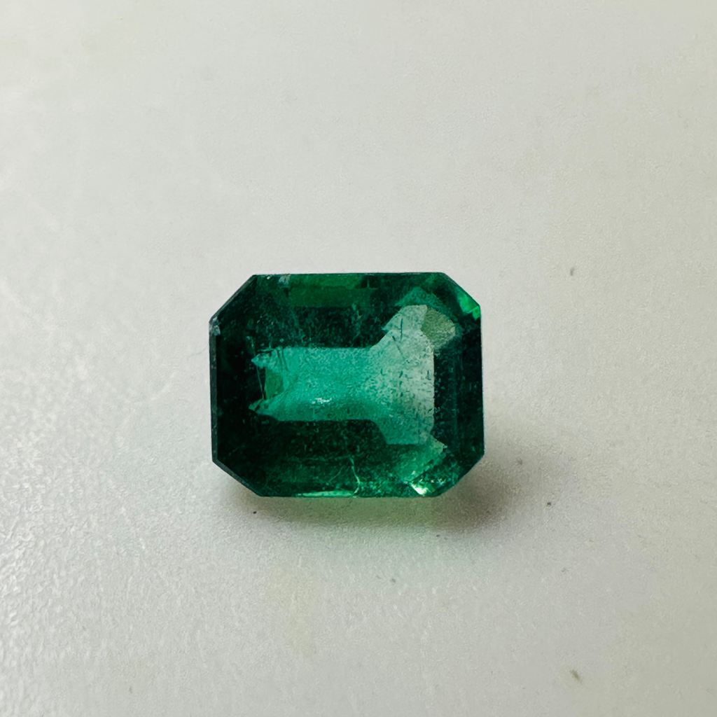 EMERALD OCTAGON 5.1MM X  4.2MM  0.44CTS image 0