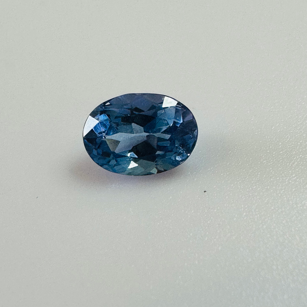 TANZANITE 0VAL 6.8MMX5MM  0.84CTS image 0