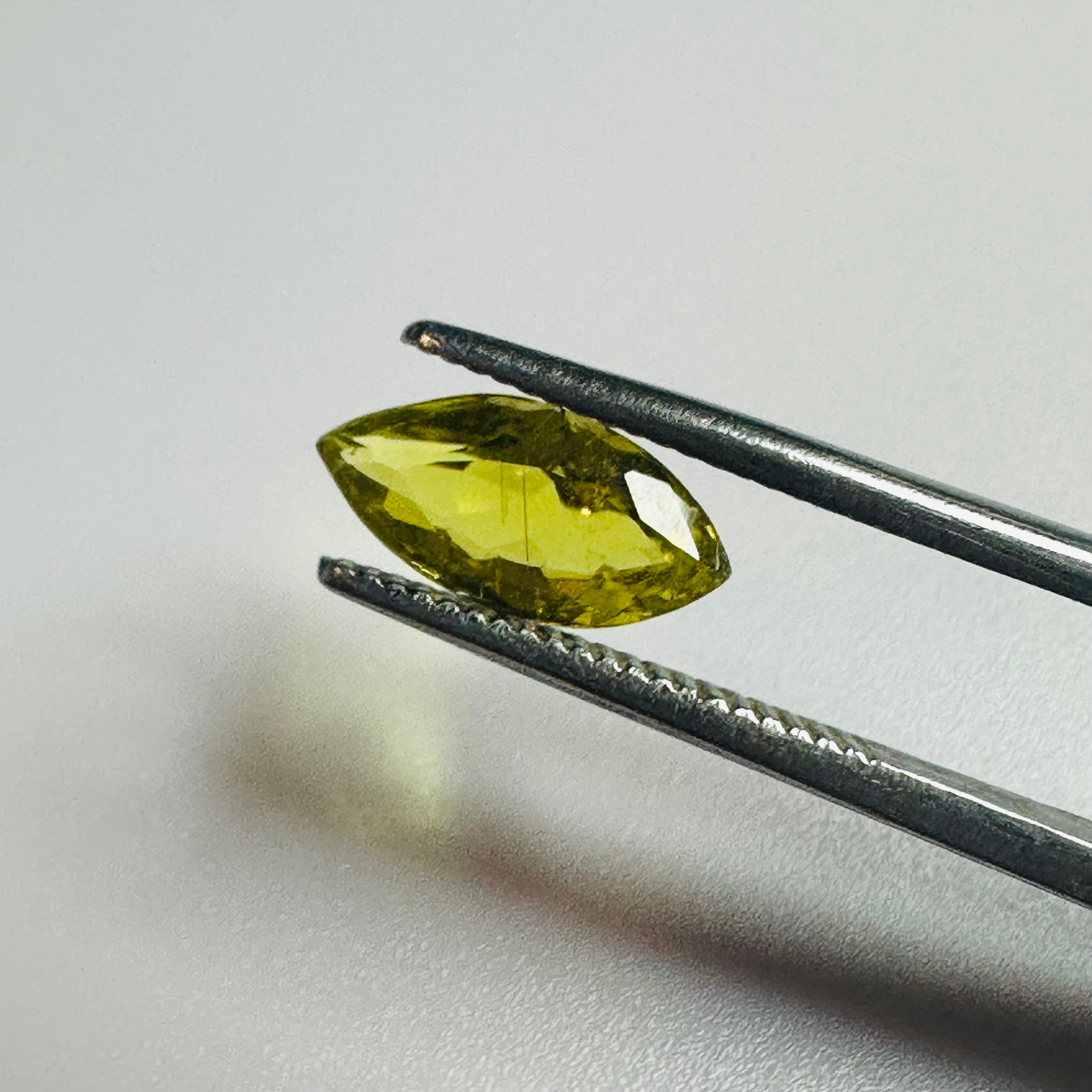 TOURMALINE YELLOW MARQUISE 10MMX5MM  1.04CTS image 3