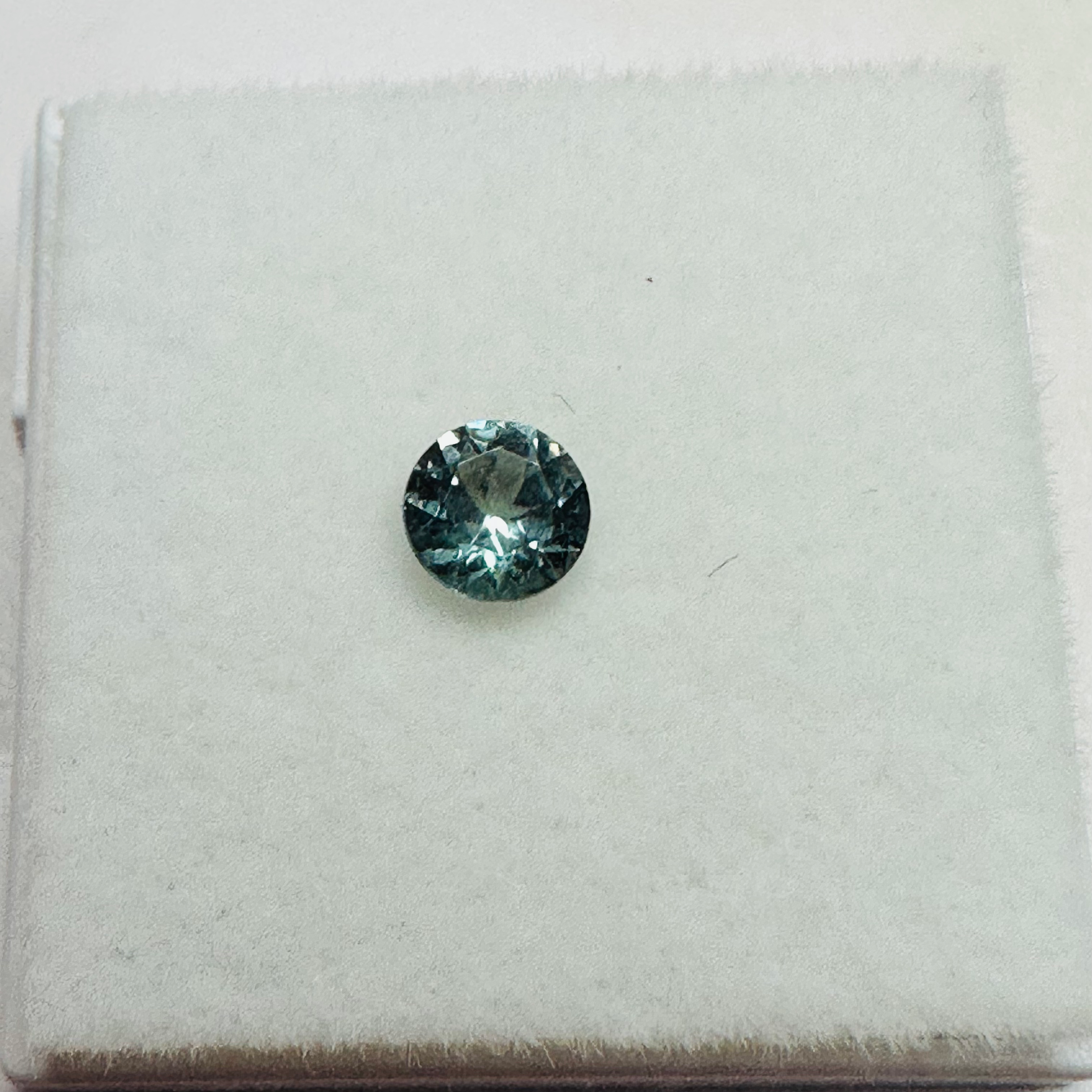 ZIRCON BLUE ROUND. 4.6MM  0.38CTS image 4