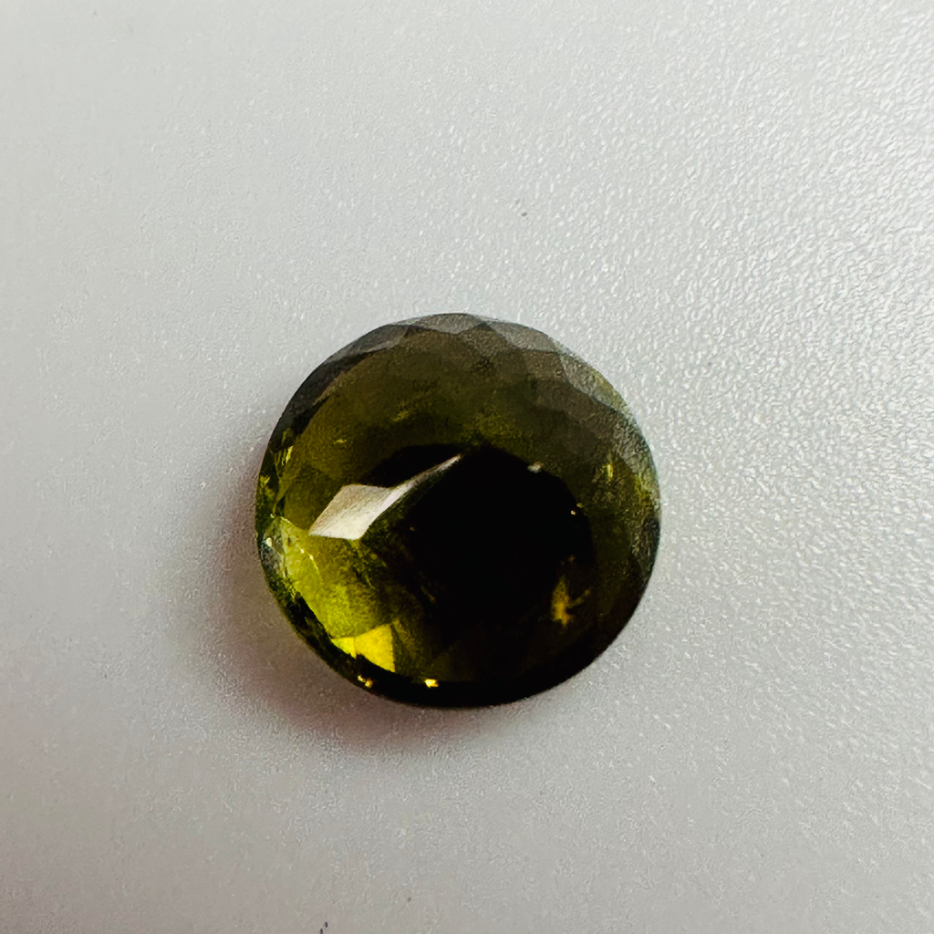 TOURMALINE BI COLOUR ROUND 8MM  2.32CTS image 2