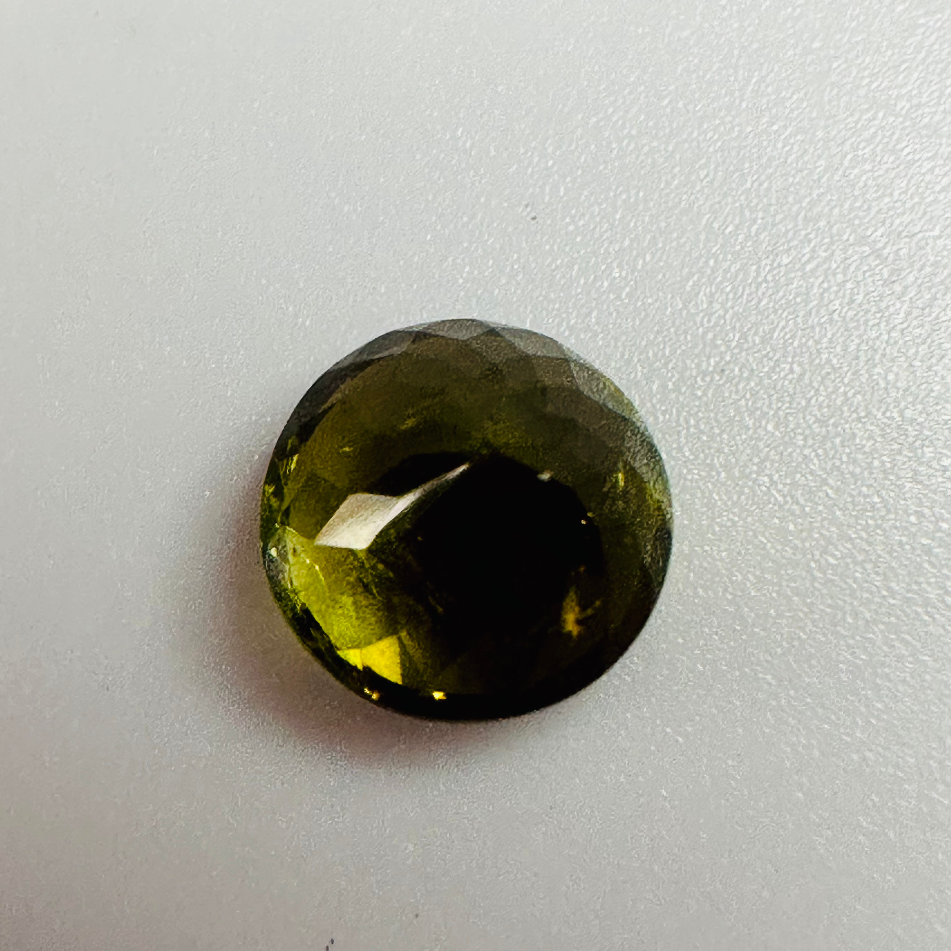 TOURMALINE BI COLOUR ROUND 8MM  2.32CTS image 2