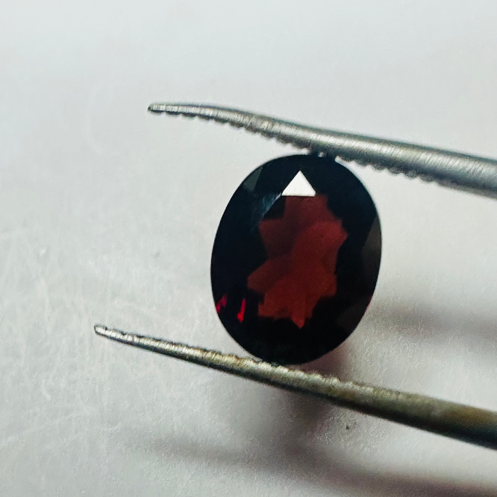 GARNET OVAL 10MMX8MM   2.75CTS image 11