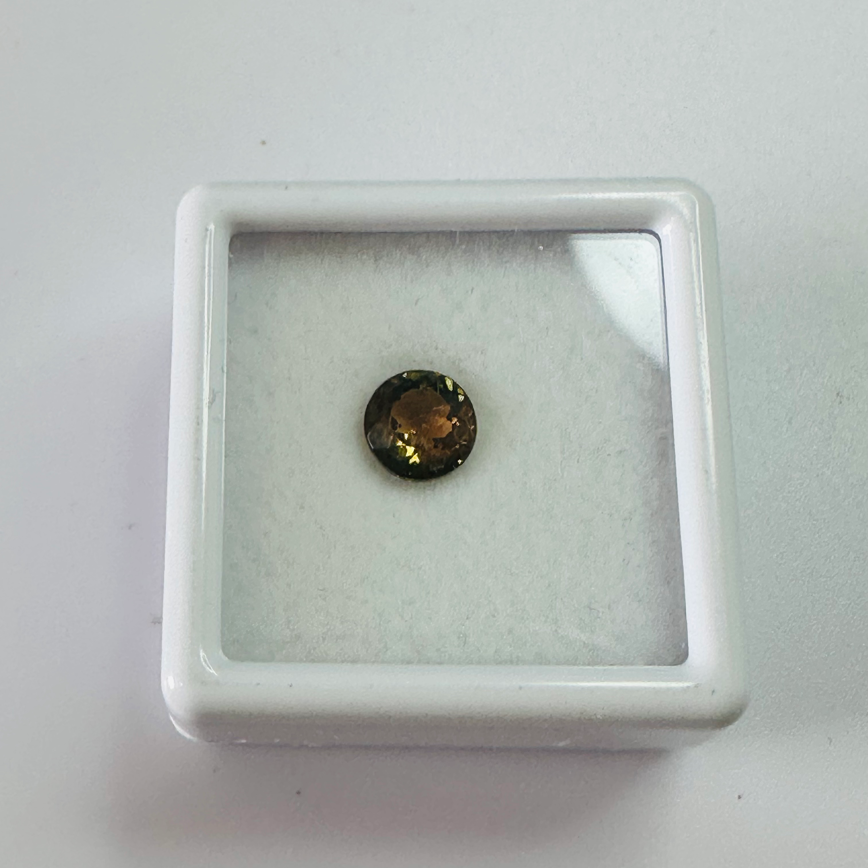 TOURMALINE BI COLOUR ROUND  6MM   0.92CTS image 1