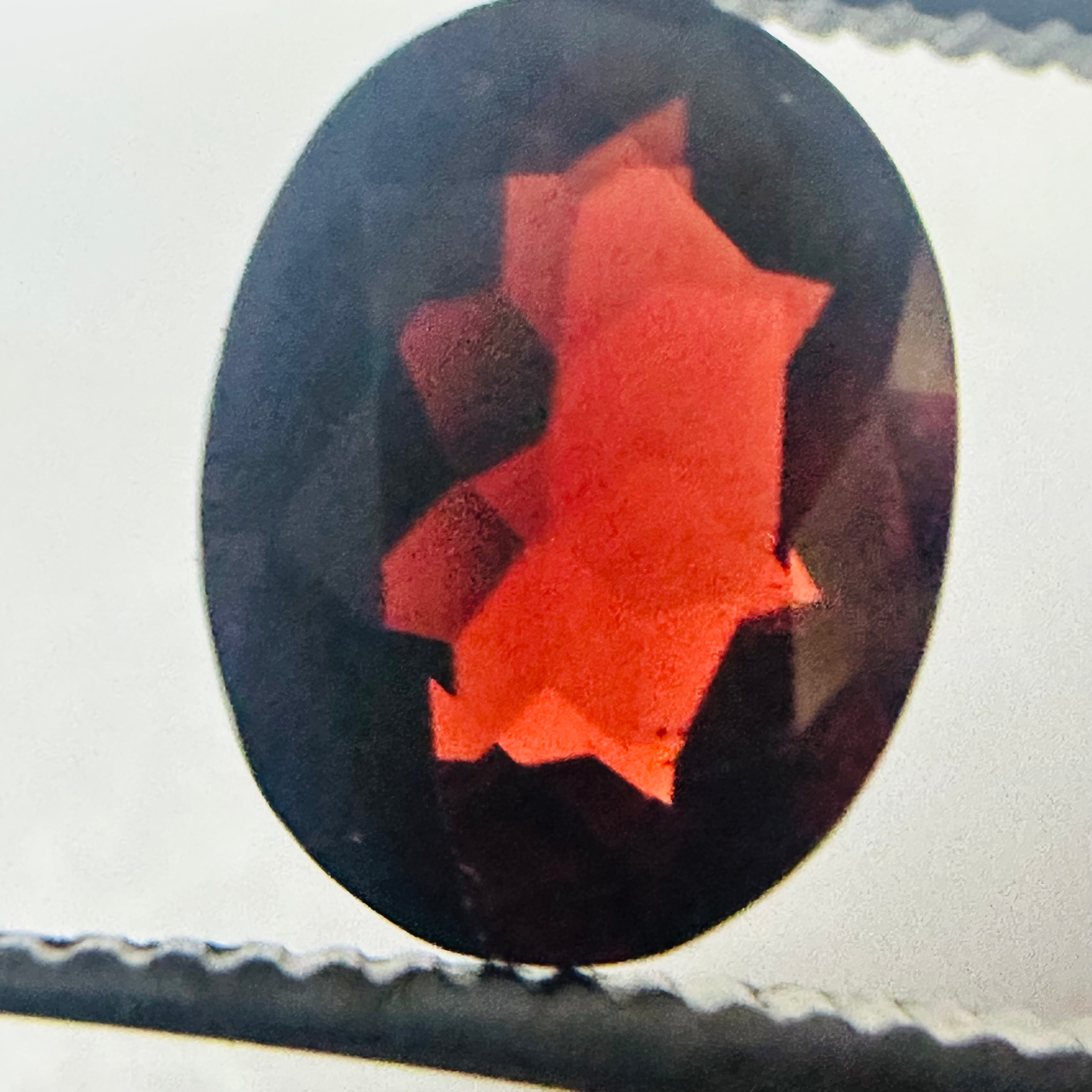 GARNET OVAL 10MMX8MM   2.75CTS image 8