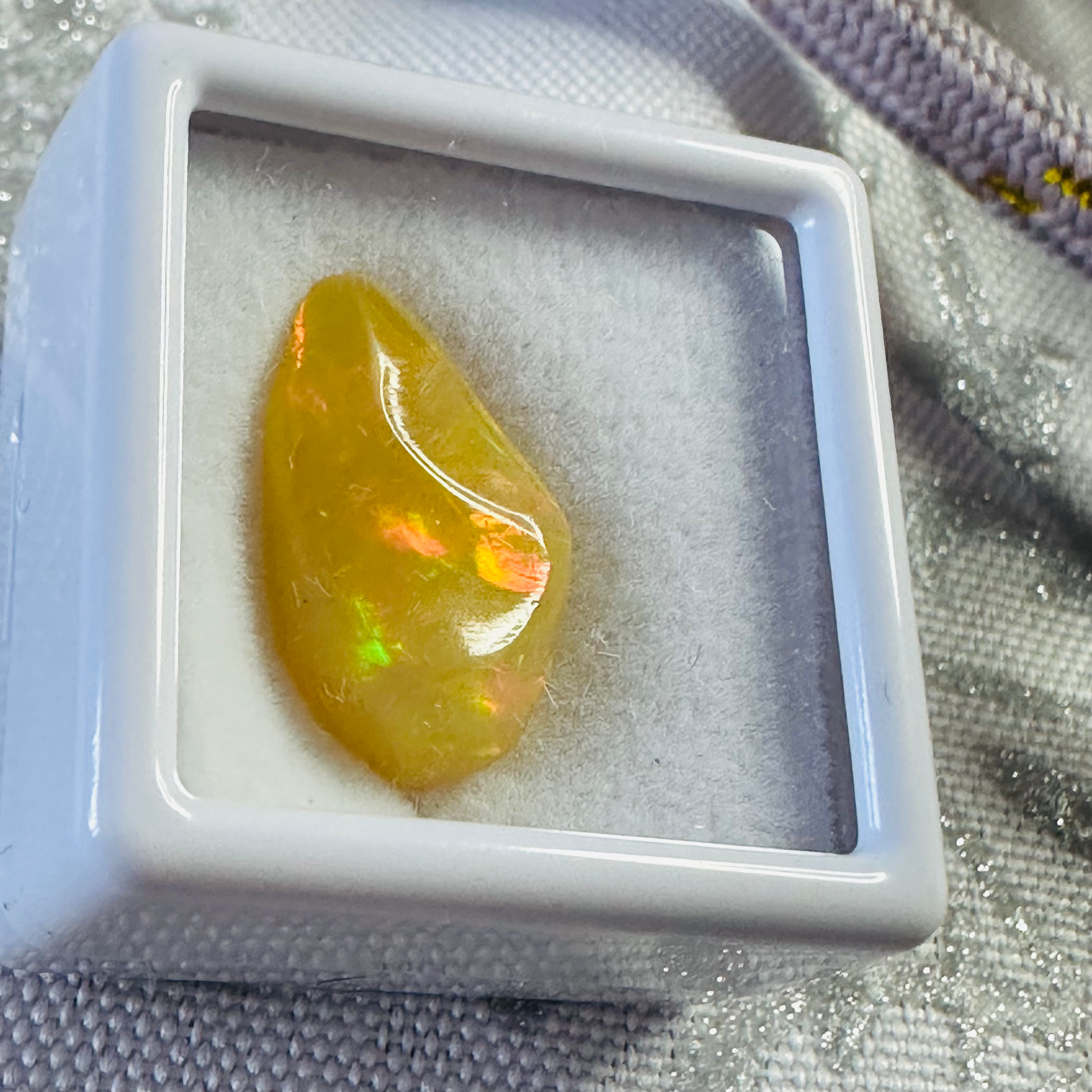 FIRE OPAL ORANGE FREE FORM  17MMx10MM  4.04CTS image 2