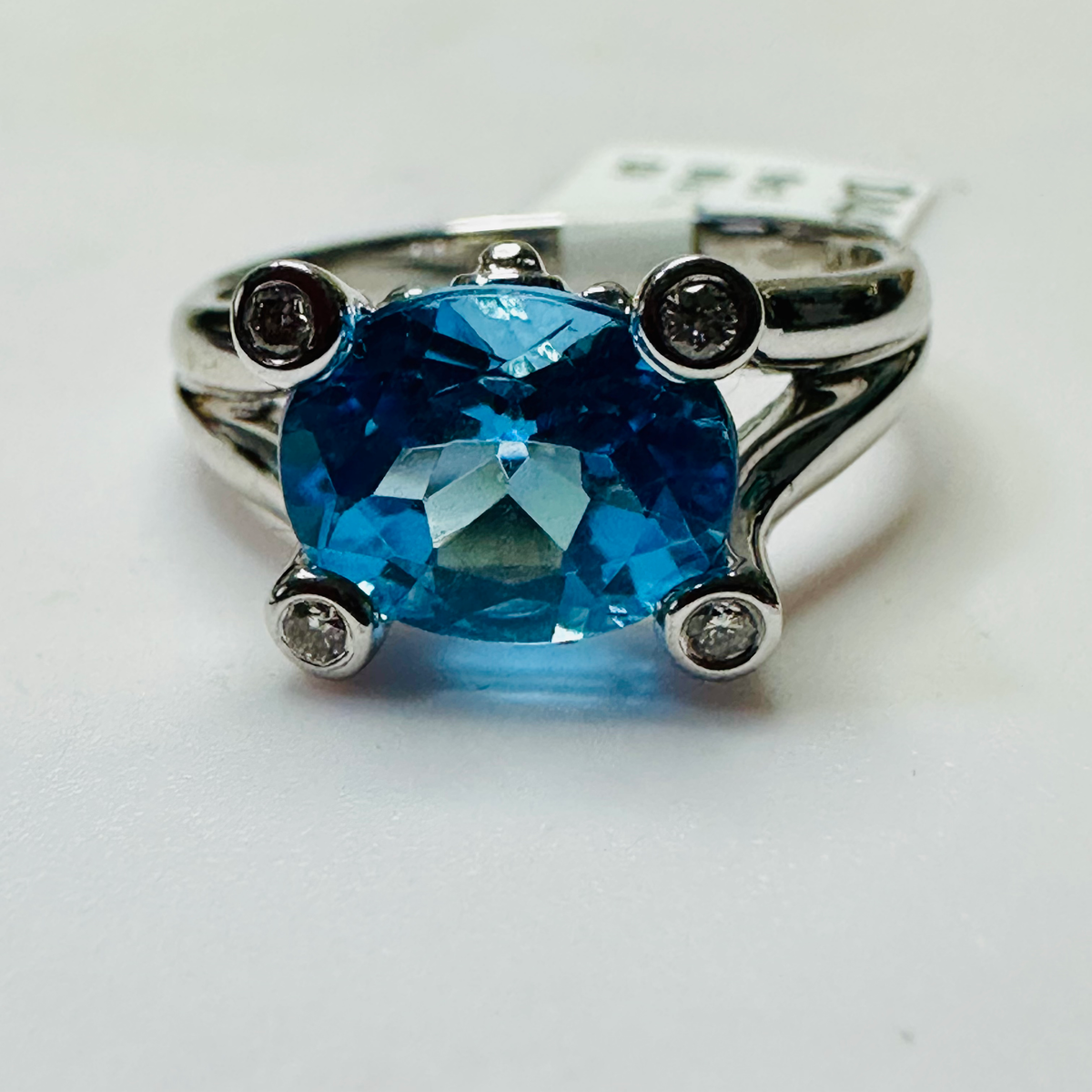 NEW 9ct Blue Topaz and Diamond Ring Size N 1/2 image 6