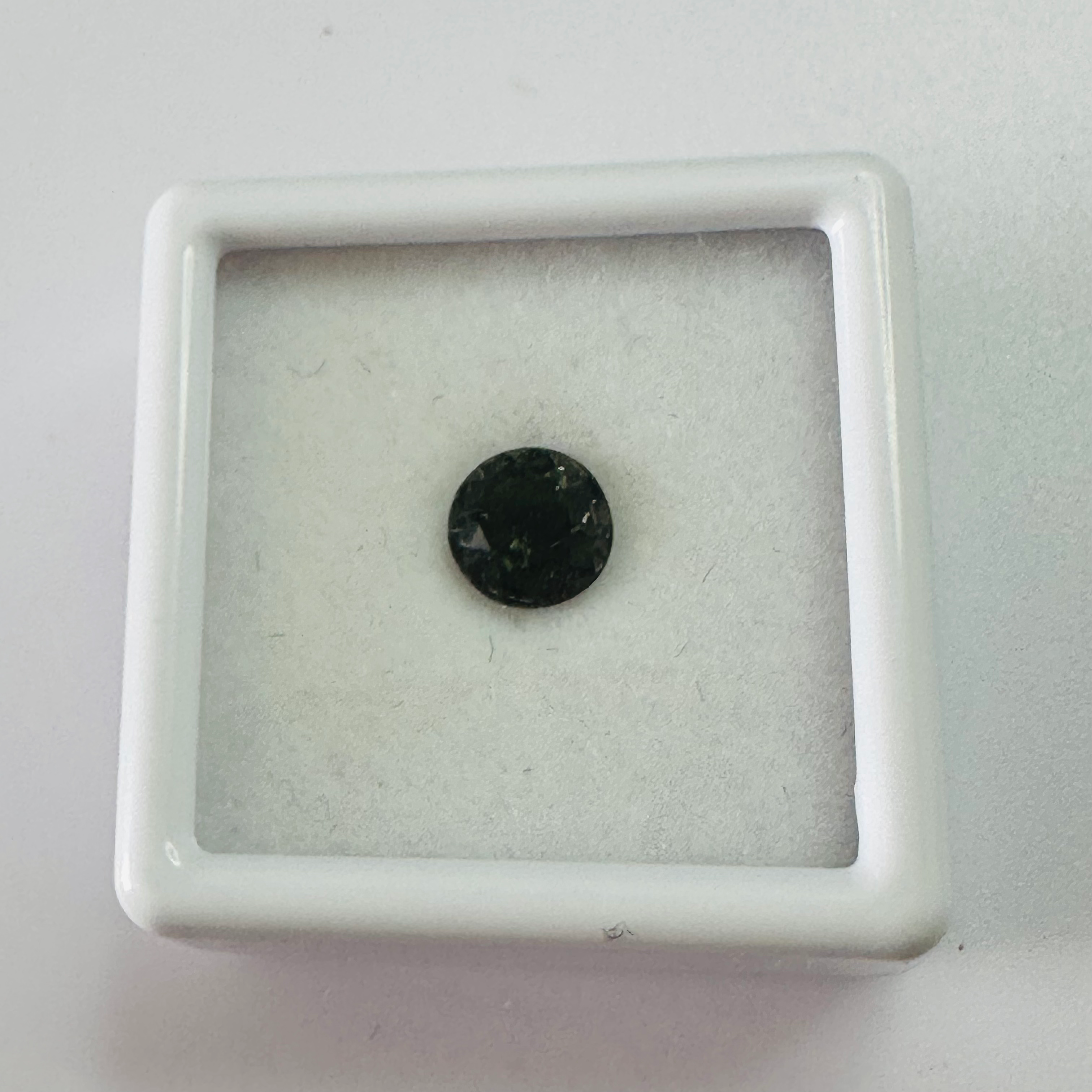 TOURMALINE BI COLOUR ROUND  6MM   0.89CTS image 1