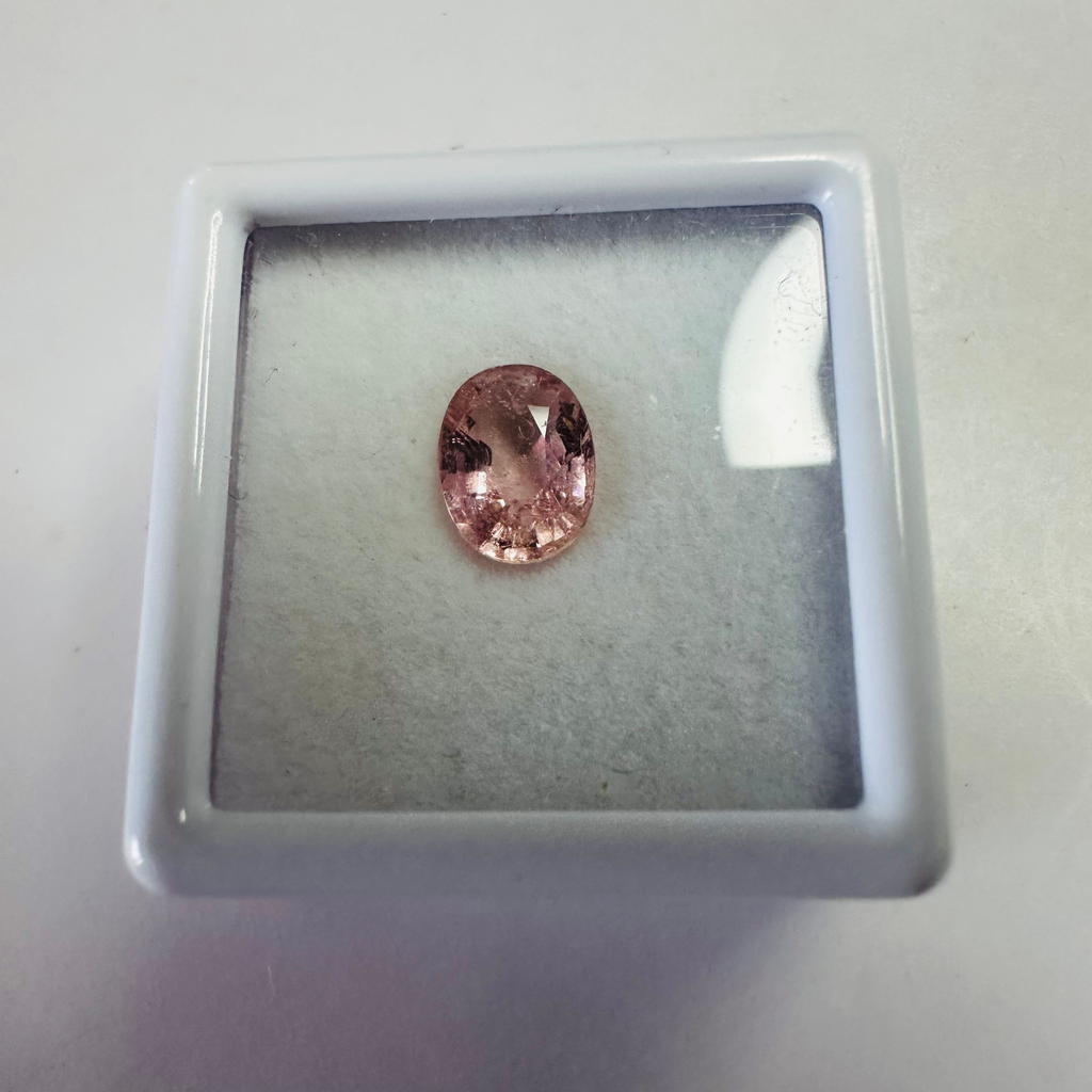 Tourmaline pink oval 8.1mmx7.1mm  1.25cts image 1