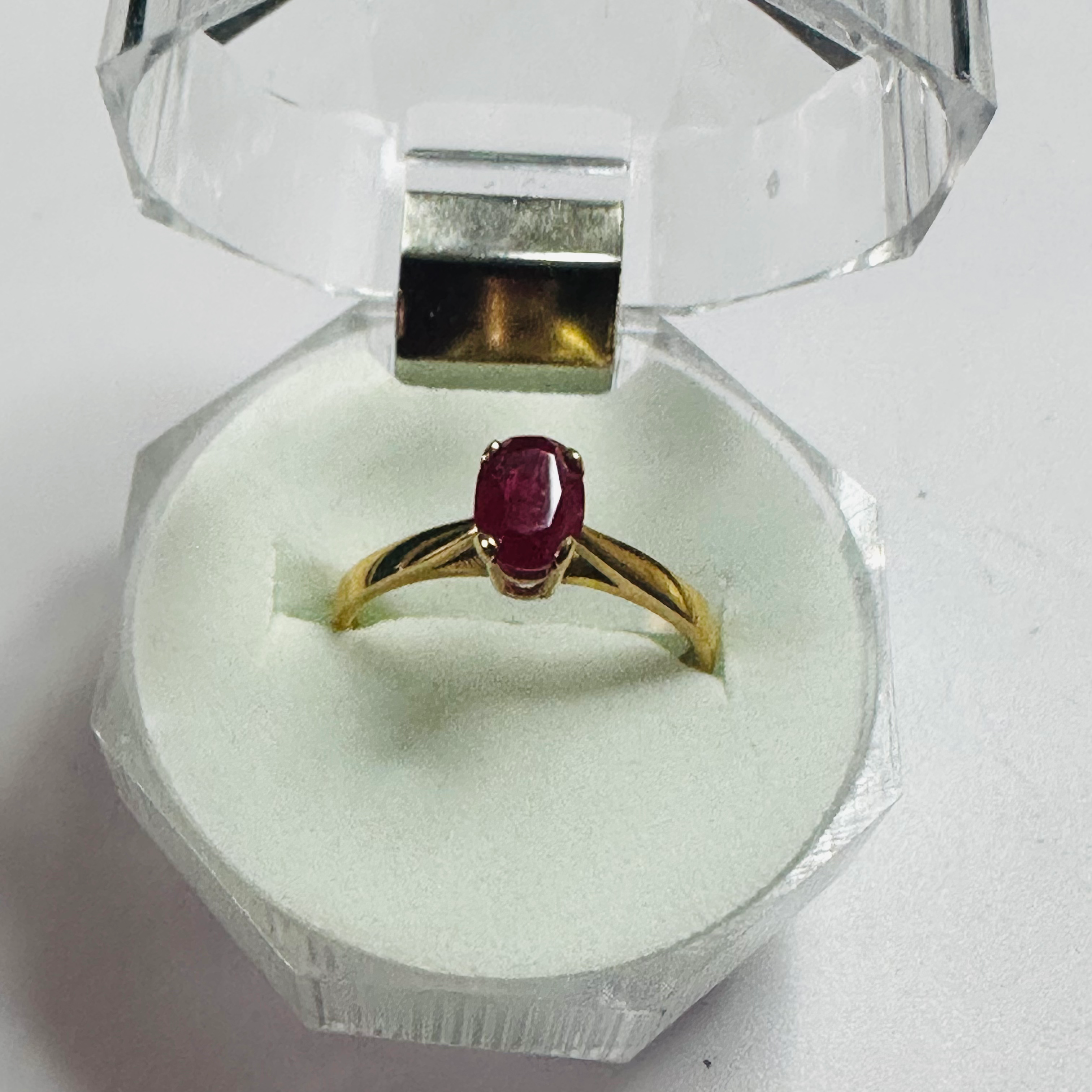 Hand cut Stunning Ruby   9ct yellow gold ring size M 1/2 image 6