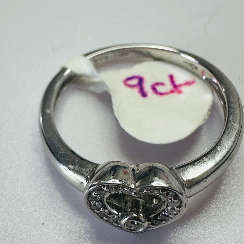 Diamond Heart ring in 9ct White Gold size H image 5