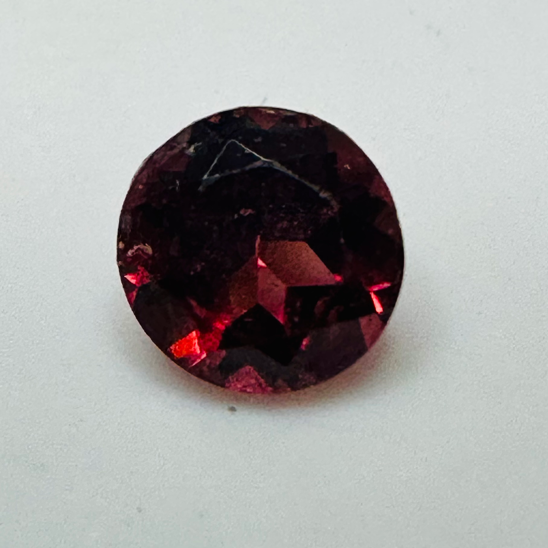 GARNET  ROUND 5.8MM  0.93CTS  RED/ORANGE image 1