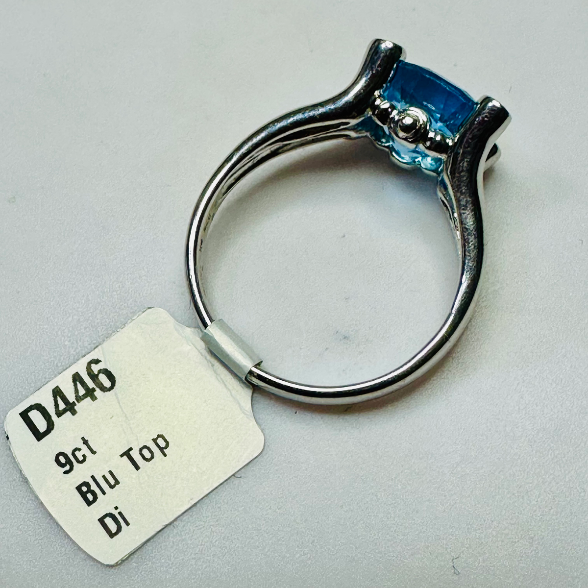 NEW 9ct Blue Topaz and Diamond Ring Size N 1/2 image 3